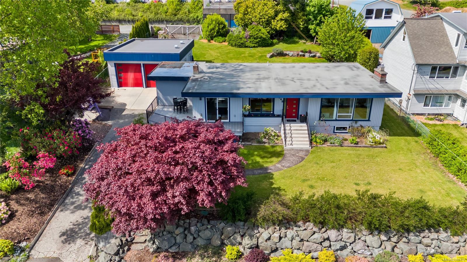 $819,900 - 742 Birch St<br>British Columbia, V9W 2T4