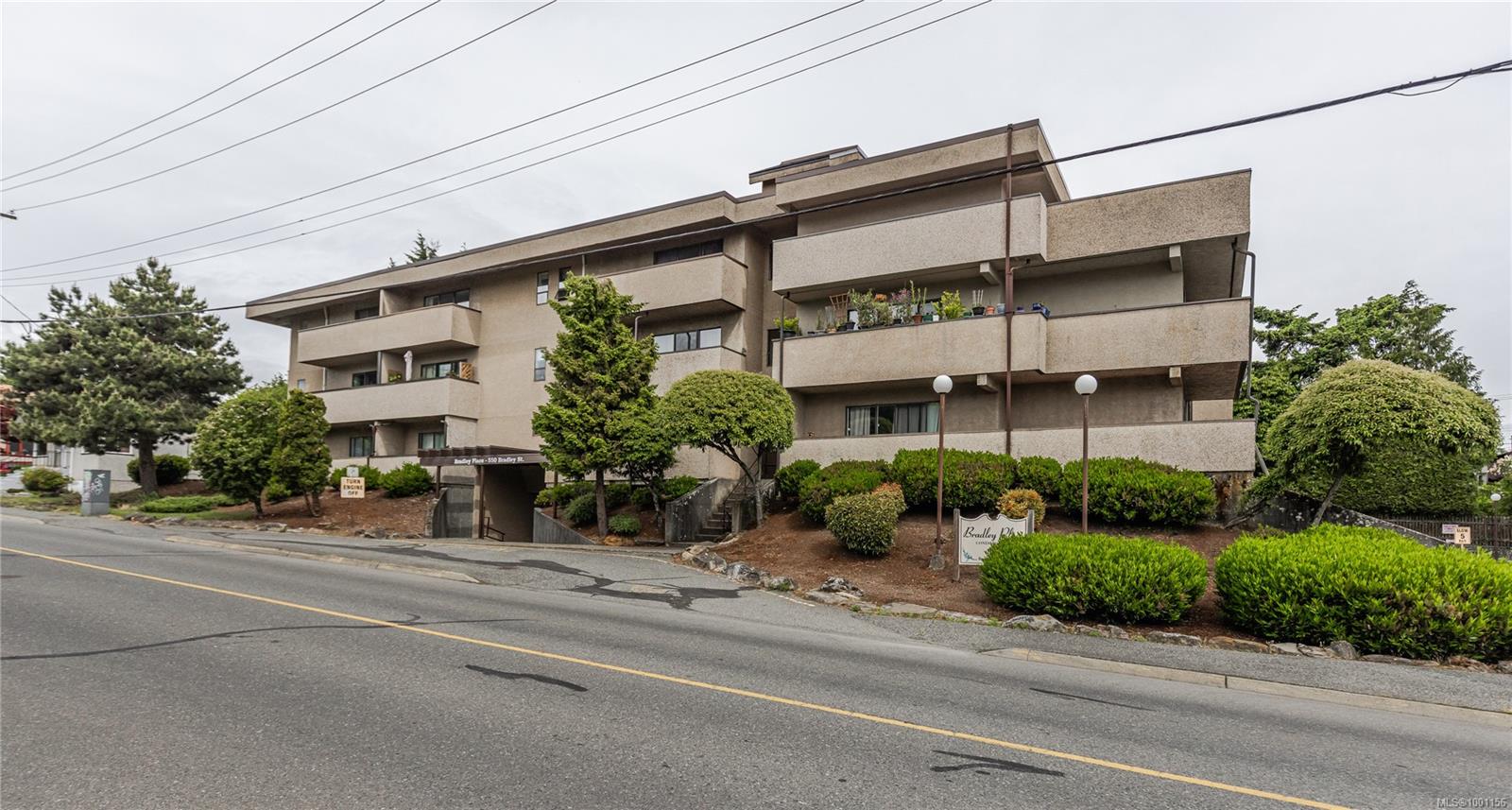 $289,900 - 550 Bradley St<br>British Columbia, V9S 5N4