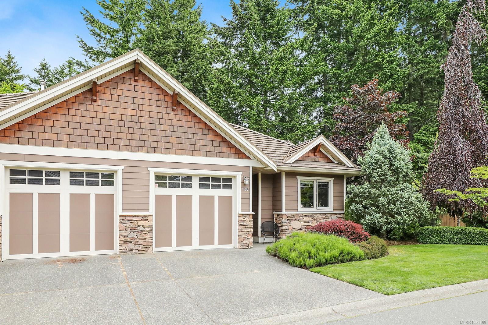 $685,000 - 2315 Suffolk Cres<br>British Columbia, V9N 3Z4