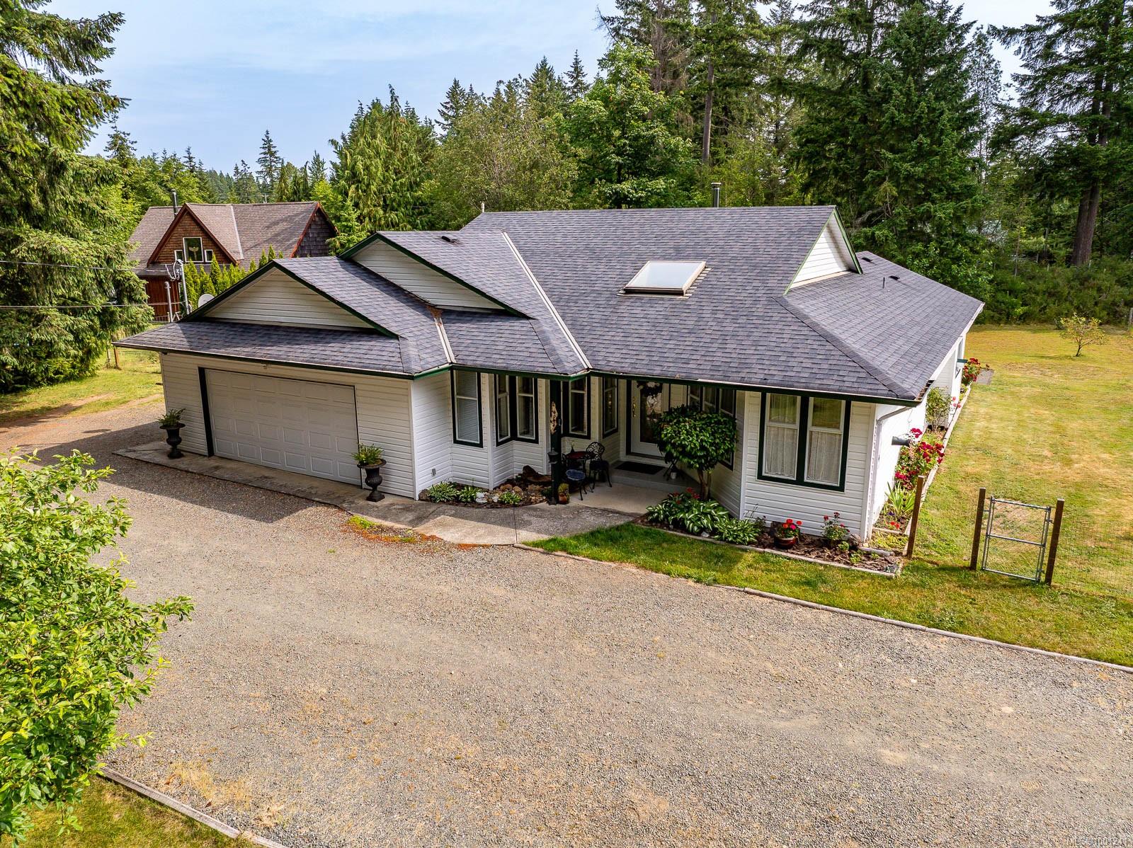 $1,225,000 - 6576 Poulton Rd<br>British Columbia, V0R 2M0