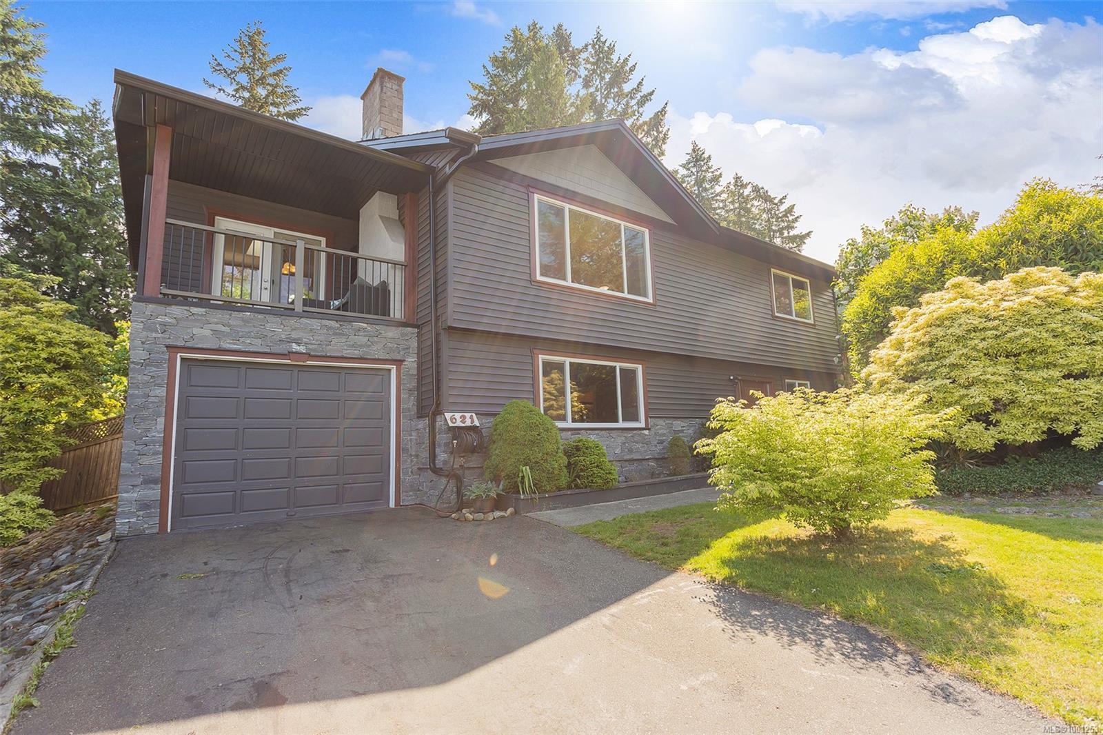 621 Seventh St, Na University District real estate property for sale in Nanaimo British Columbia, V9R 5M7