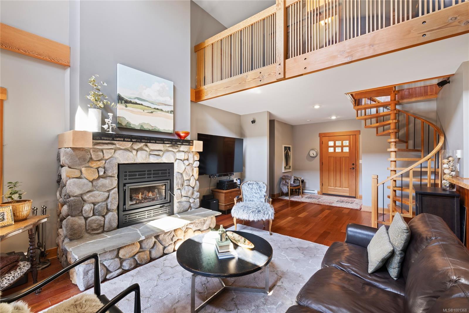 $1,290,000 - 2060 Bel Oak Dr<br>British Columbia, V9P 9E9