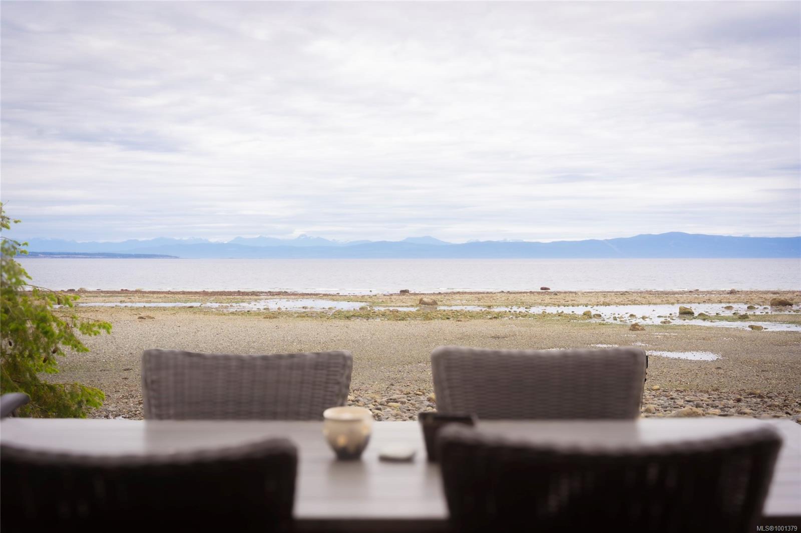 $1,389,000 - 6641 Island Hwy<br>British Columbia, V0R 1G0