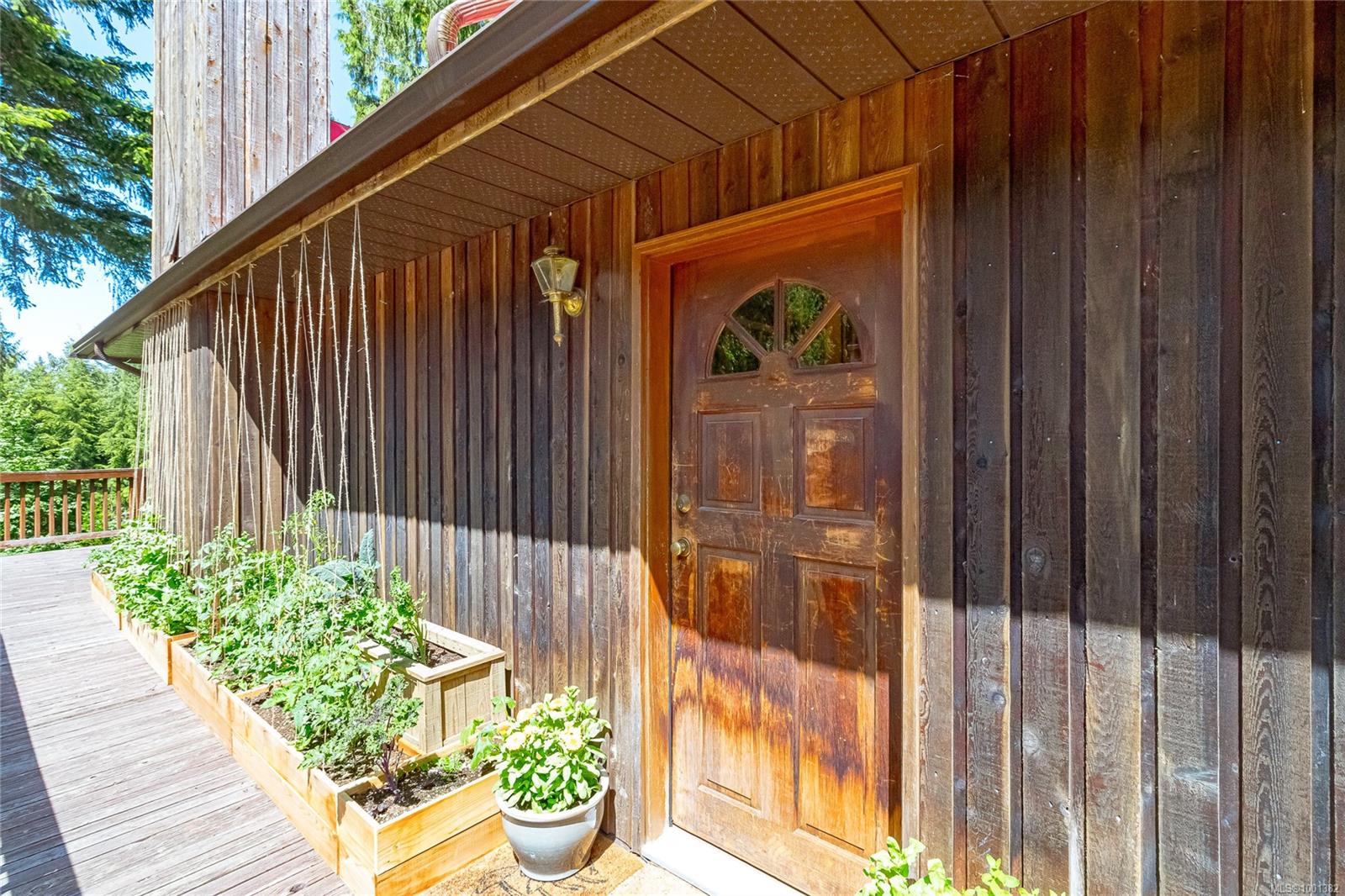 $1,429,000 - 3211 Colpman Rd<br>British Columbia, V9L 6N5