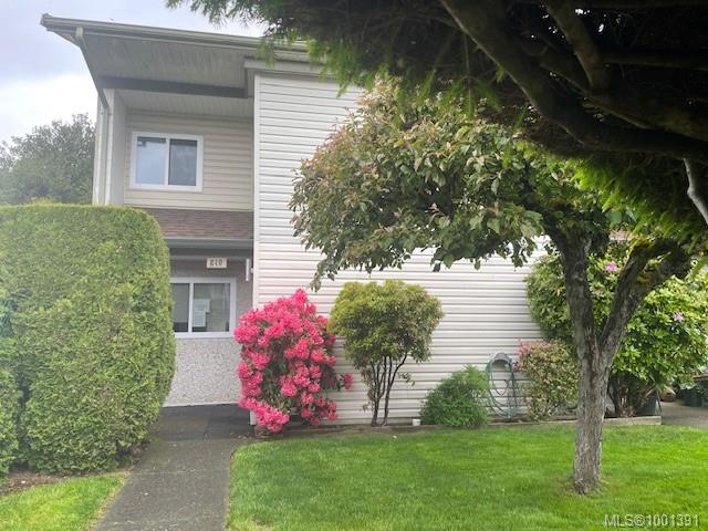 $409,900 - 1537 Noel Ave<br>British Columbia, V9M 3H8