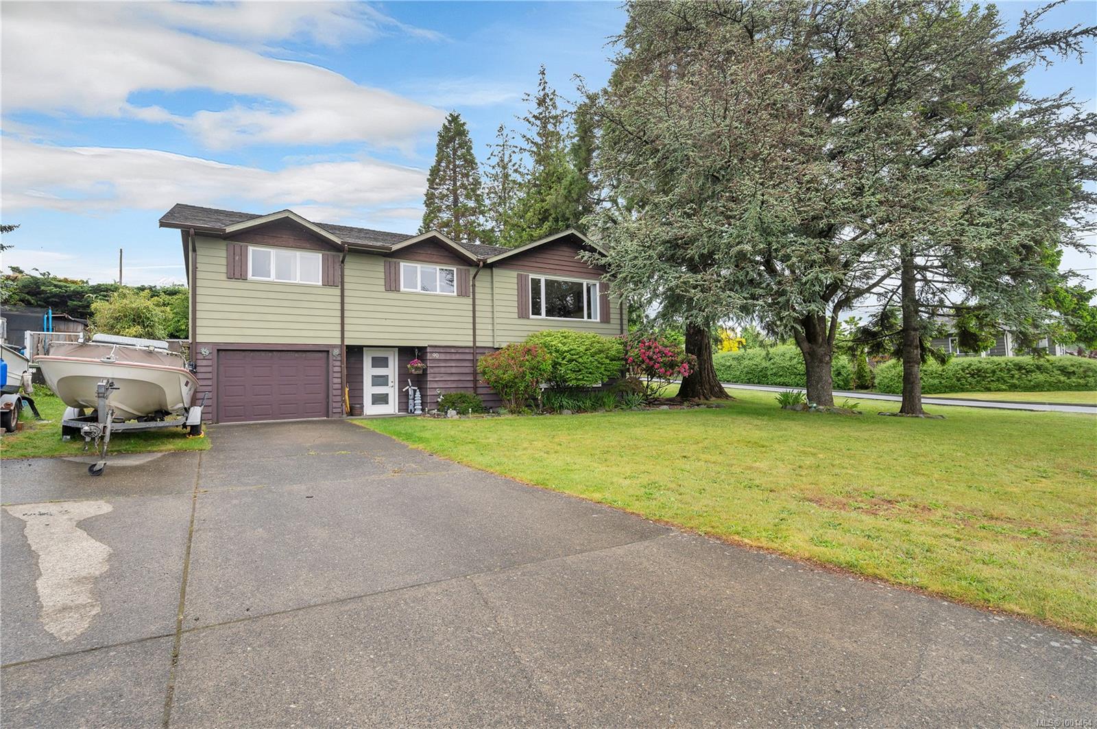 $854,000 - 90 Thulin St<br>British Columbia, V9W 2K2