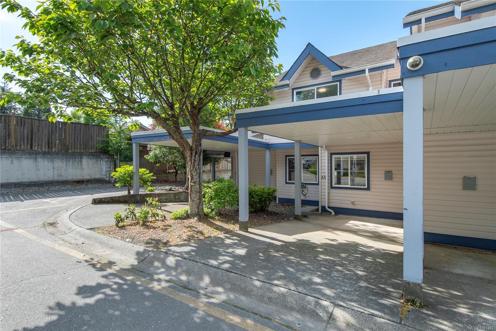 $395,000 - 1335 Creekside Way<br>British Columbia, V9W 8A9