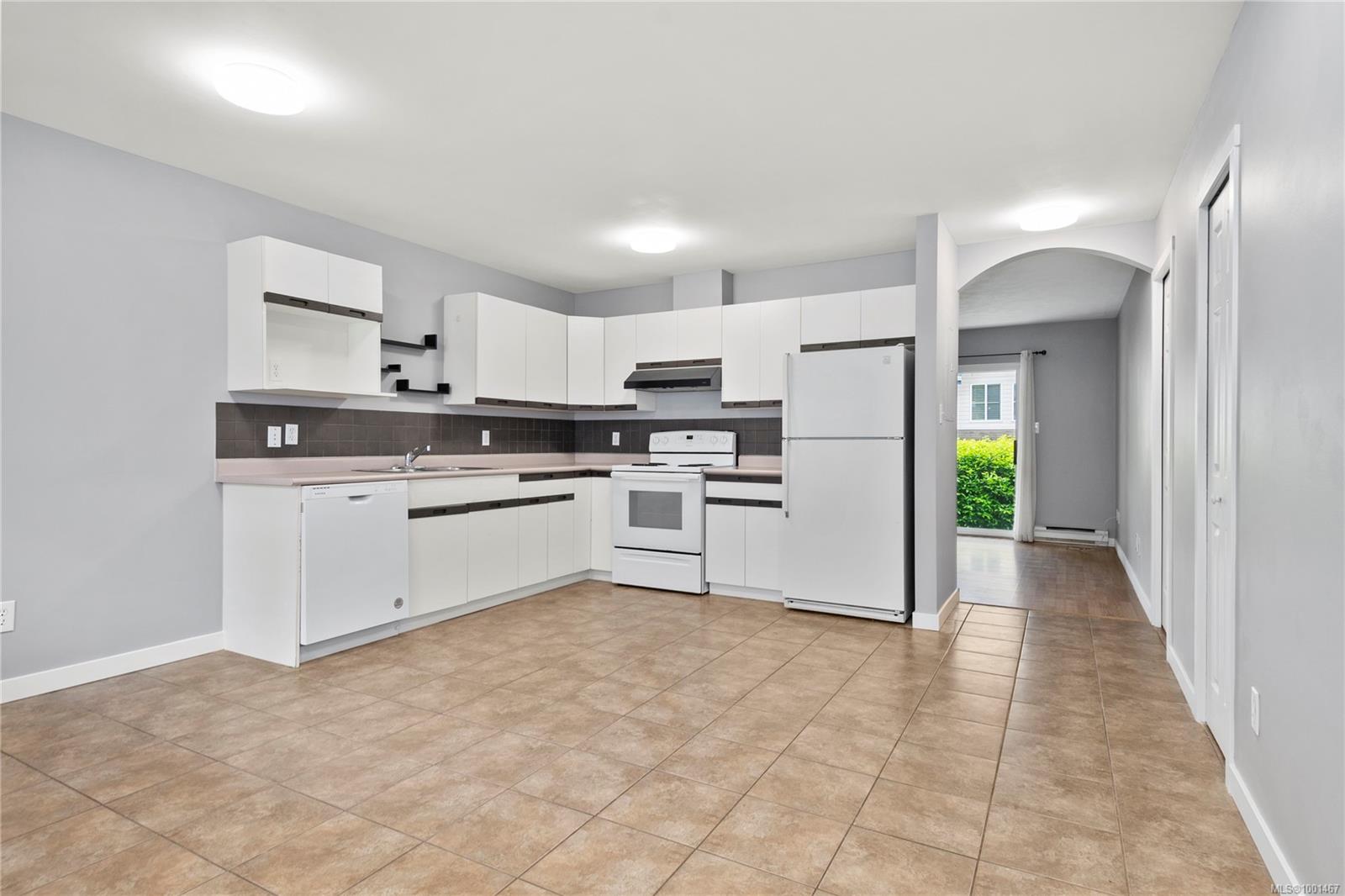 $395,000 - 1335 Creekside Way<br>British Columbia, V9W 8A9