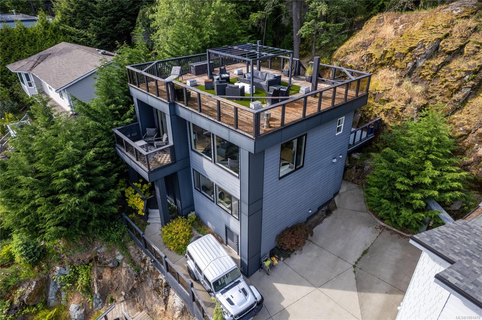 $775,000 - 241 Woodhaven Dr<br>British Columbia, V9T 5M1