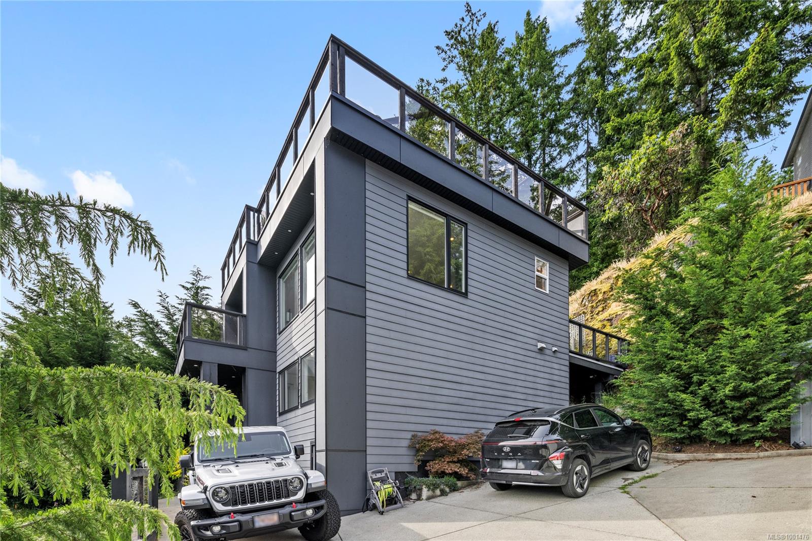 $775,000 - 241 Woodhaven Dr<br>British Columbia, V9T 5M1