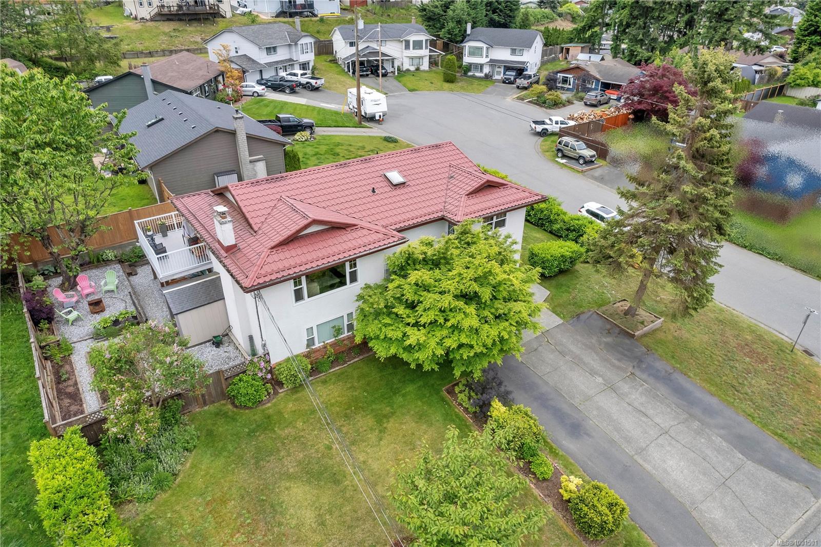 $798,900 - 403 McPhedran Rd<br>British Columbia, V9W 6X4