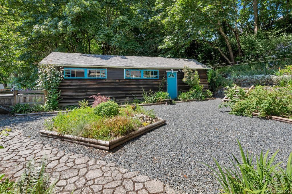 $630,000 - 255 White Rd<br>British Columbia, V9L 1S5