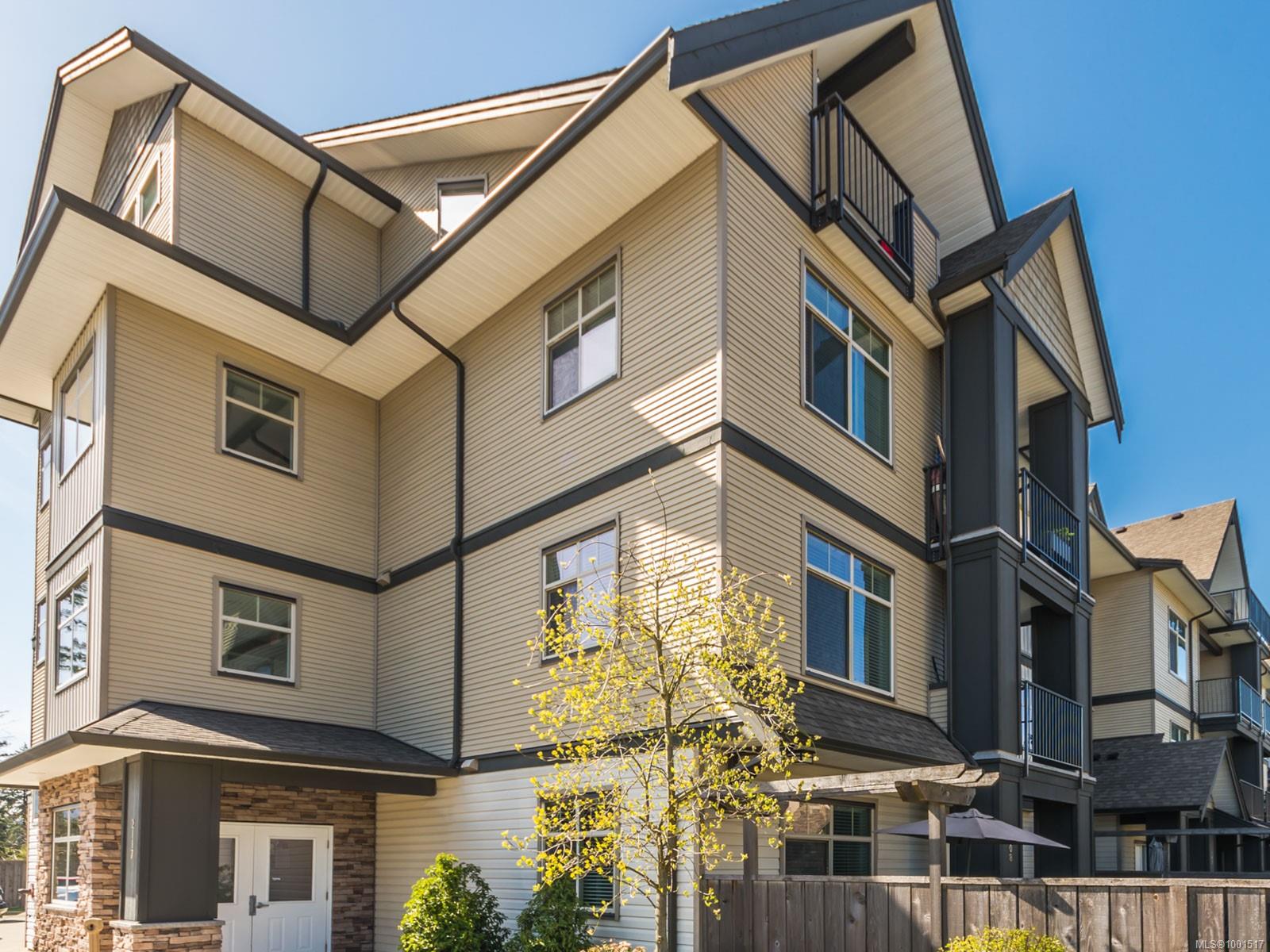 $385,000 - 2117 Meredith Rd<br>British Columbia, V9S 2N2