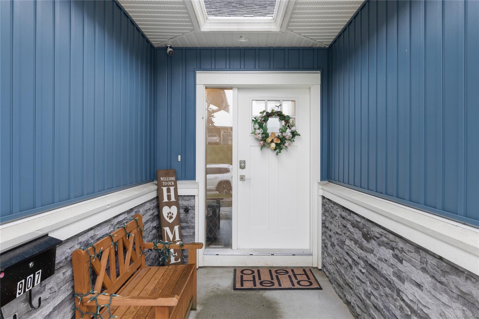 $974,900 - 907 Park Ave<br>British Columbia, V9R 4J3