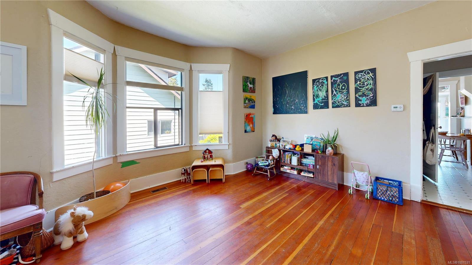 $599,000 - 54 Pine St<br>British Columbia, V9R 3M6