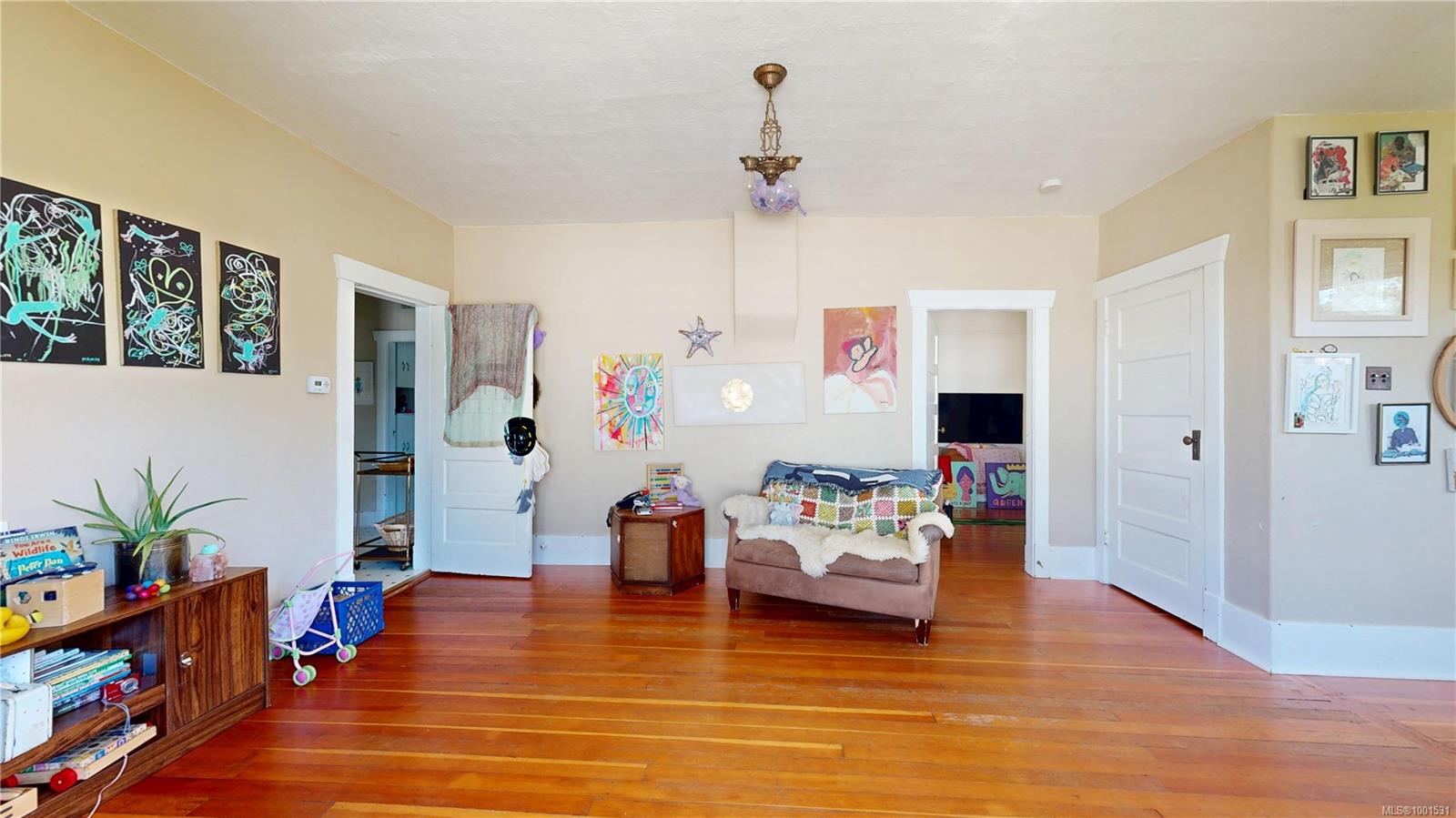 $599,000 - 54 Pine St<br>British Columbia, V9R 3M6