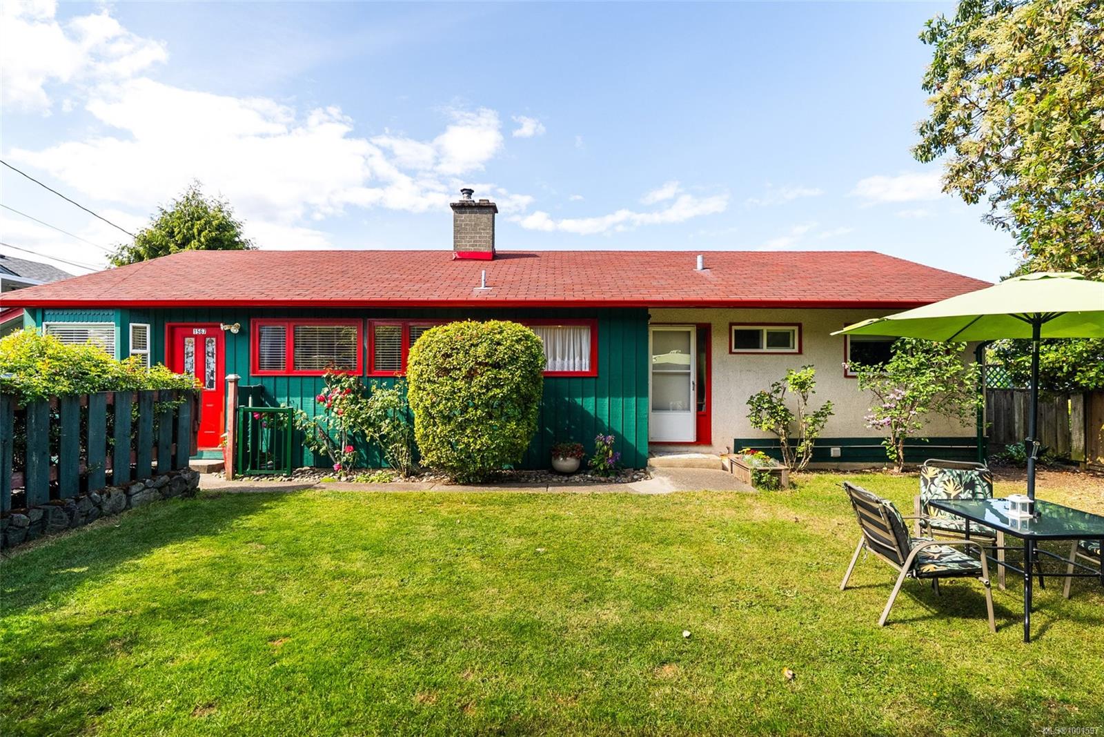 $669,999 - 1567 Charlotte St<br>British Columbia, V0R 1R0