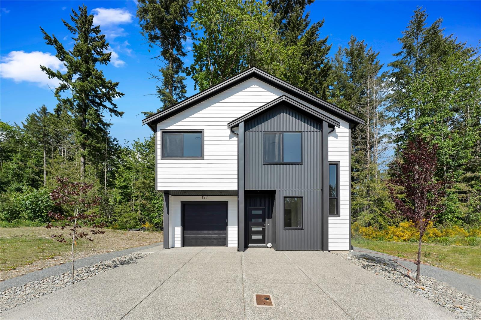 $776,000 - 127 Heritage Creek Dr<br>British Columbia, V0R 2G0
