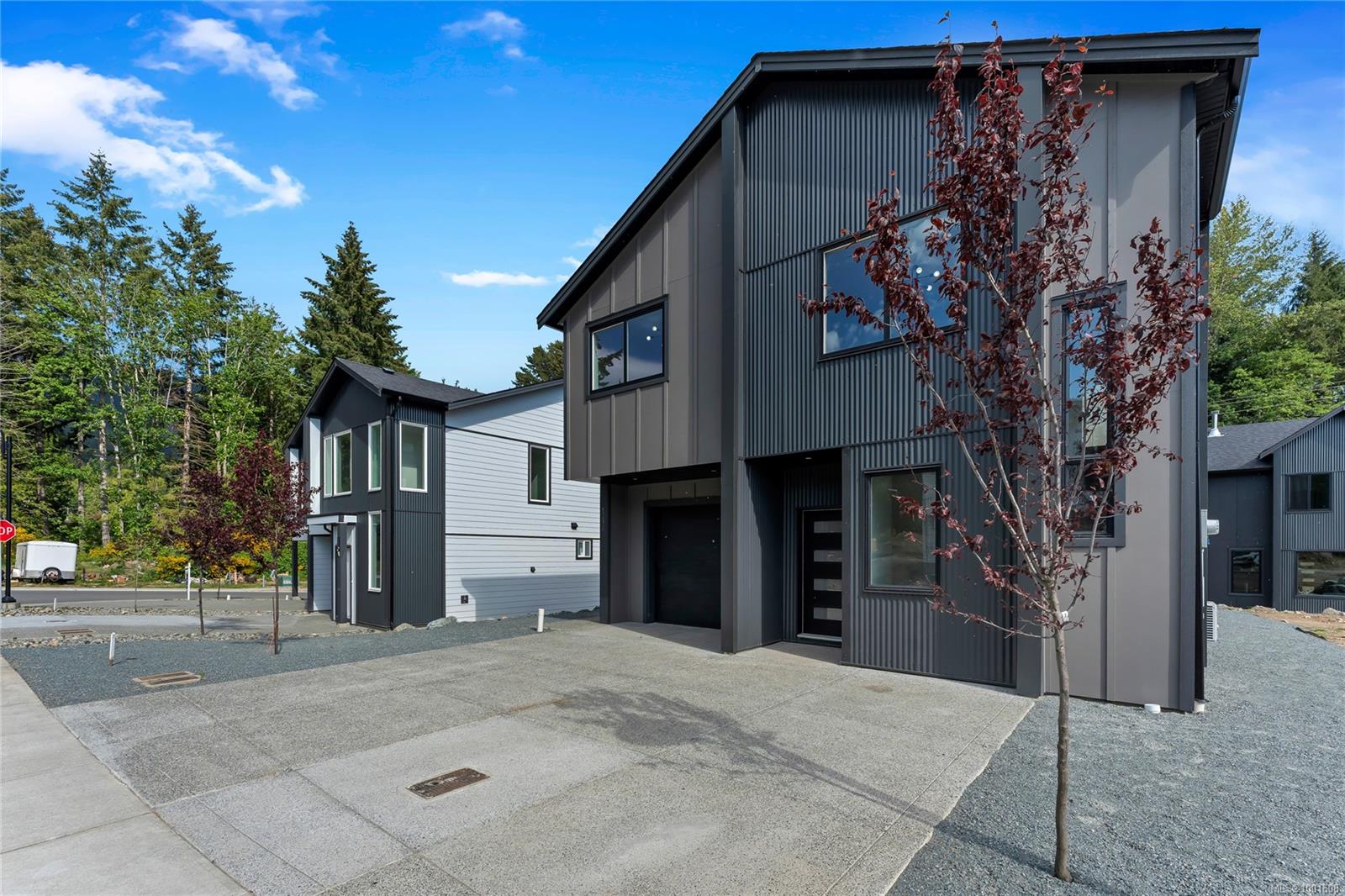 $770,000 - 114 Plante Cres<br>British Columbia, V0R 2G0