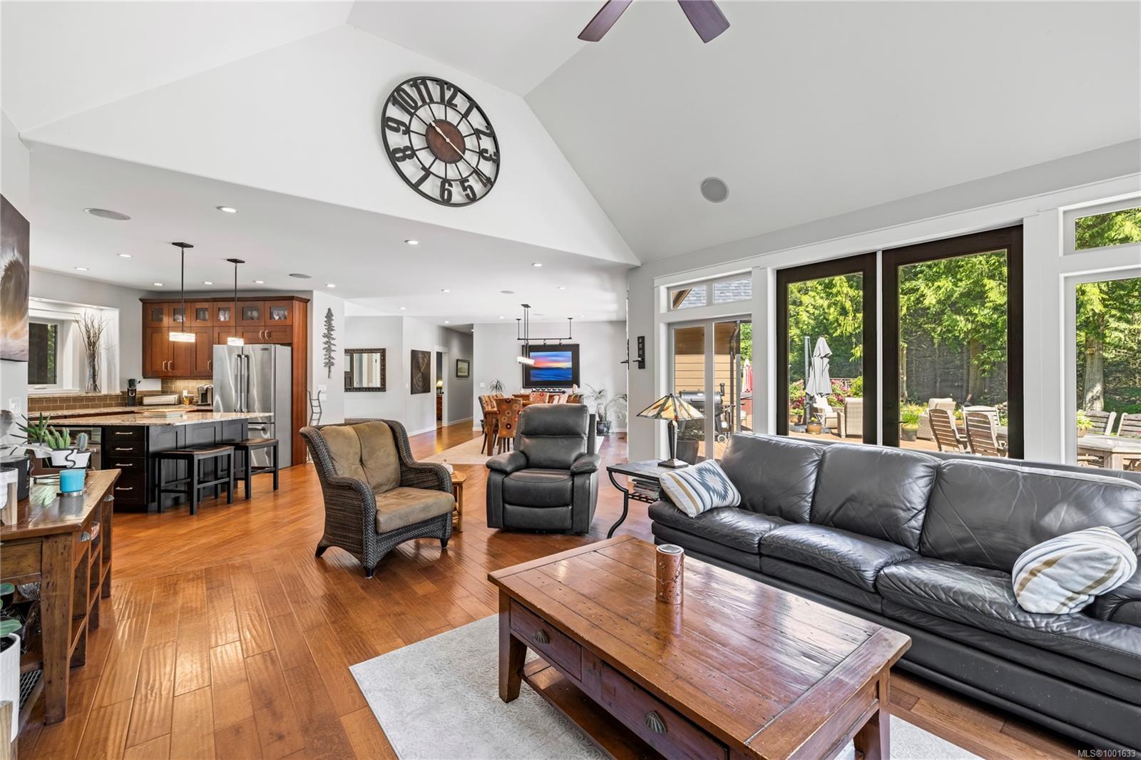 $1,299,900 - 1845 Ashling Rd<br>British Columbia, V9K 2V1