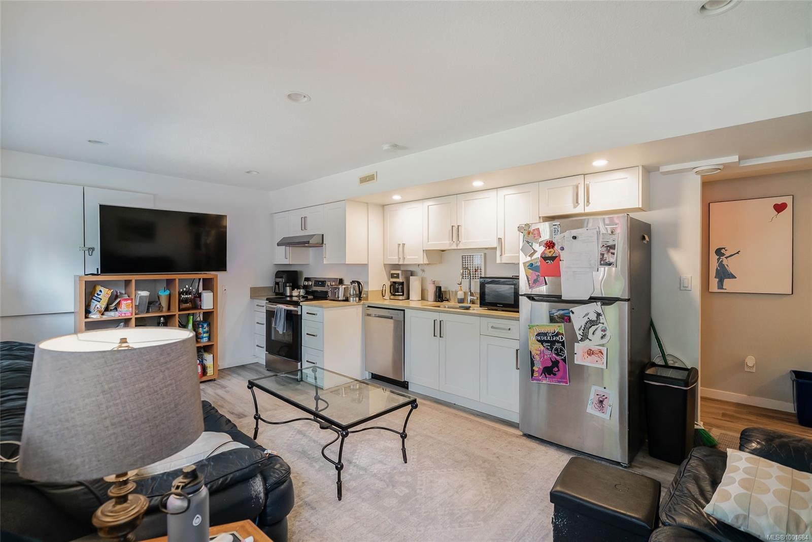 $1,250,000 - 5831 Hammond Bay Rd<br>British Columbia, V9T 5N3