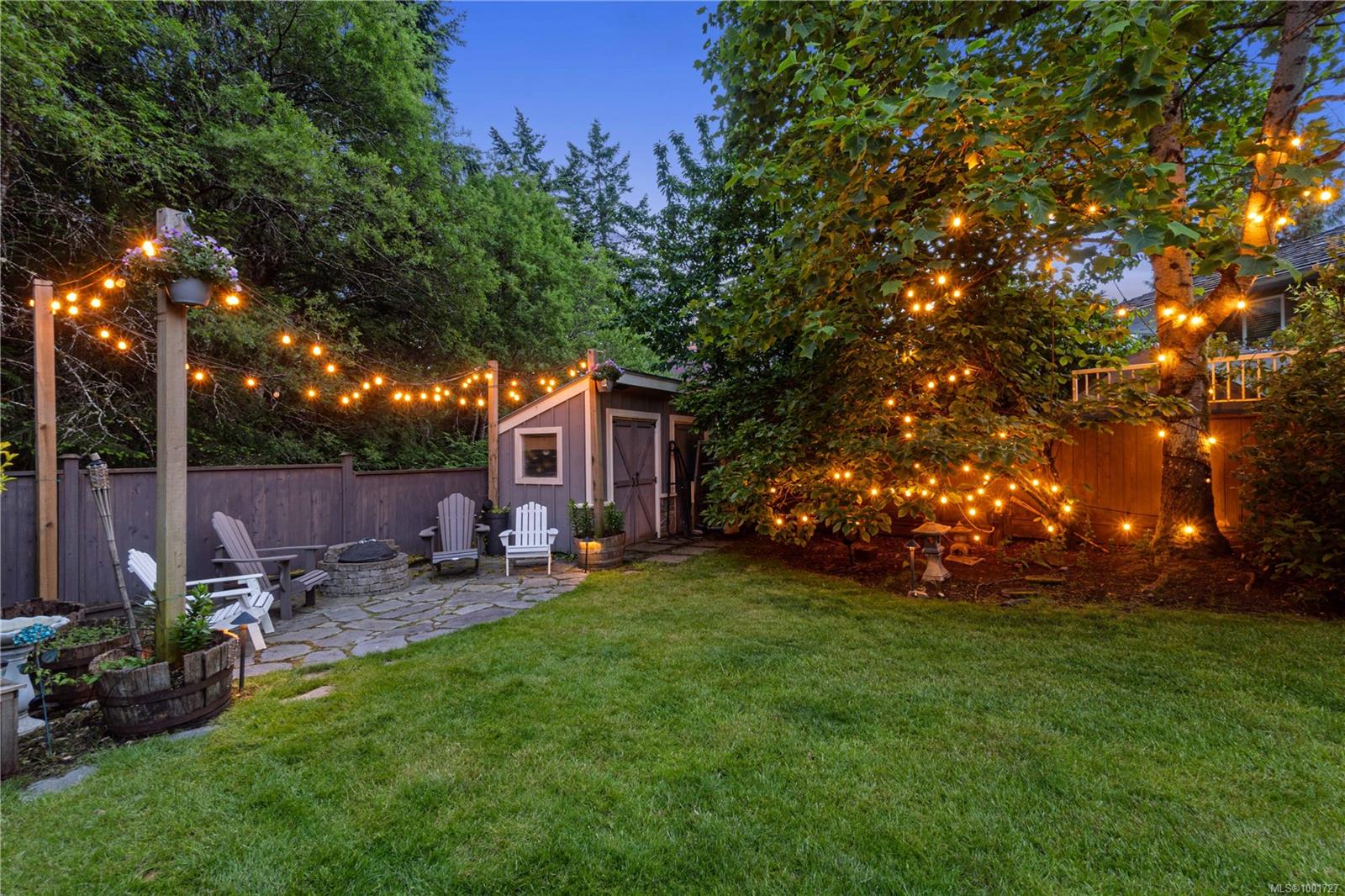 $949,900 - 3419 Ellis Pl<br>British Columbia, V9T 4Y6