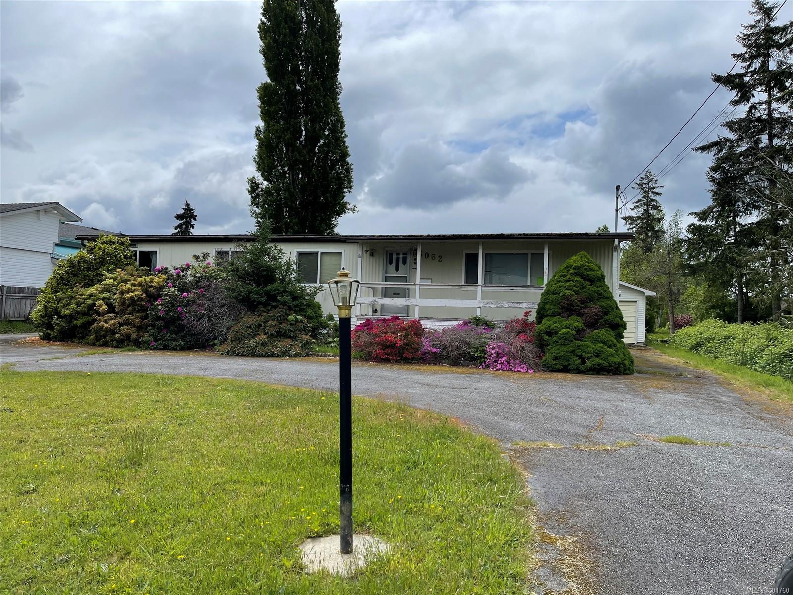 $279,900 - 3062 Harrison St<br>British Columbia, V9Y 8S1