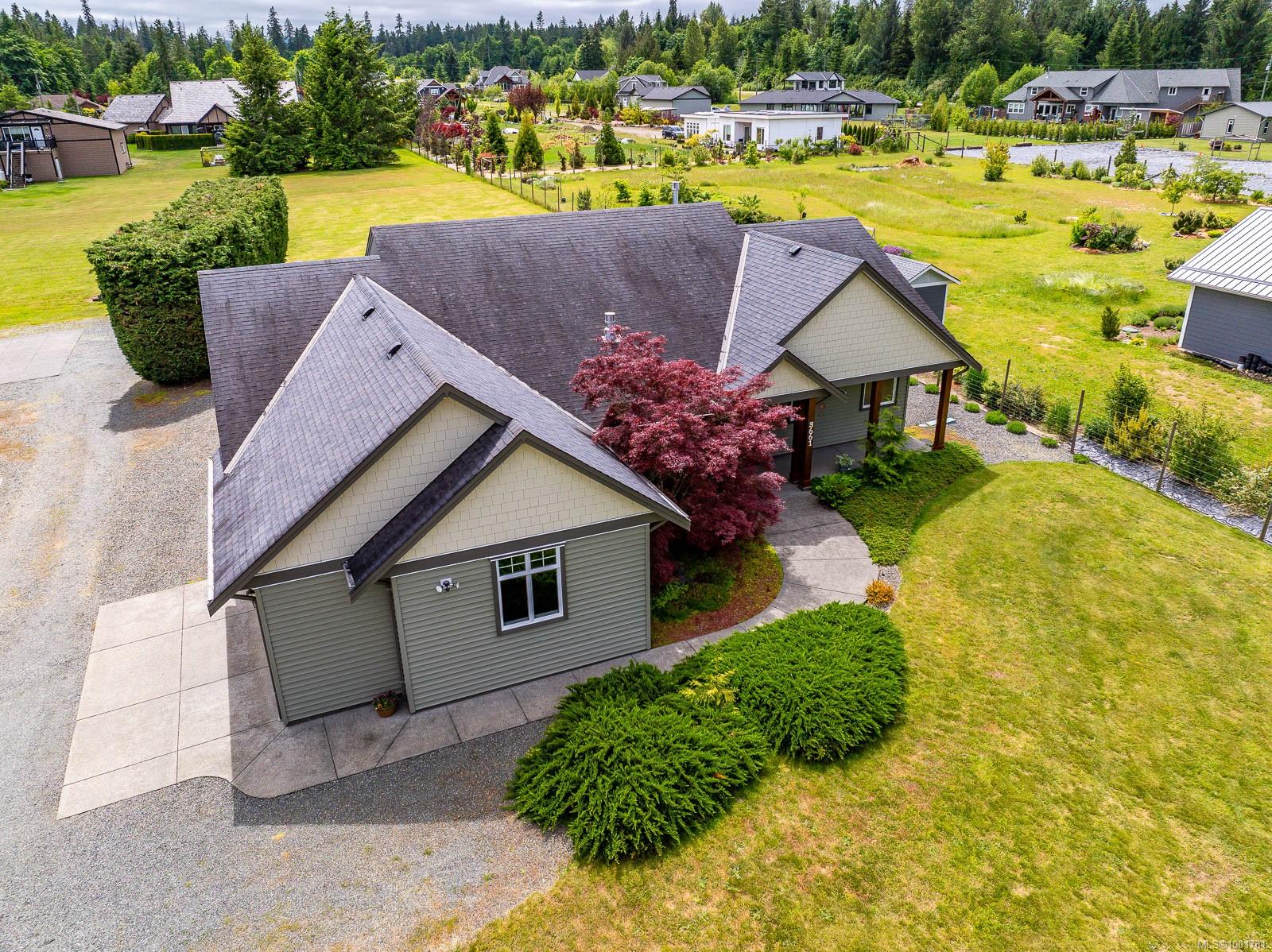 $1,545,000 - 3661 Cameron Rd<br>British Columbia, V9N 9R5