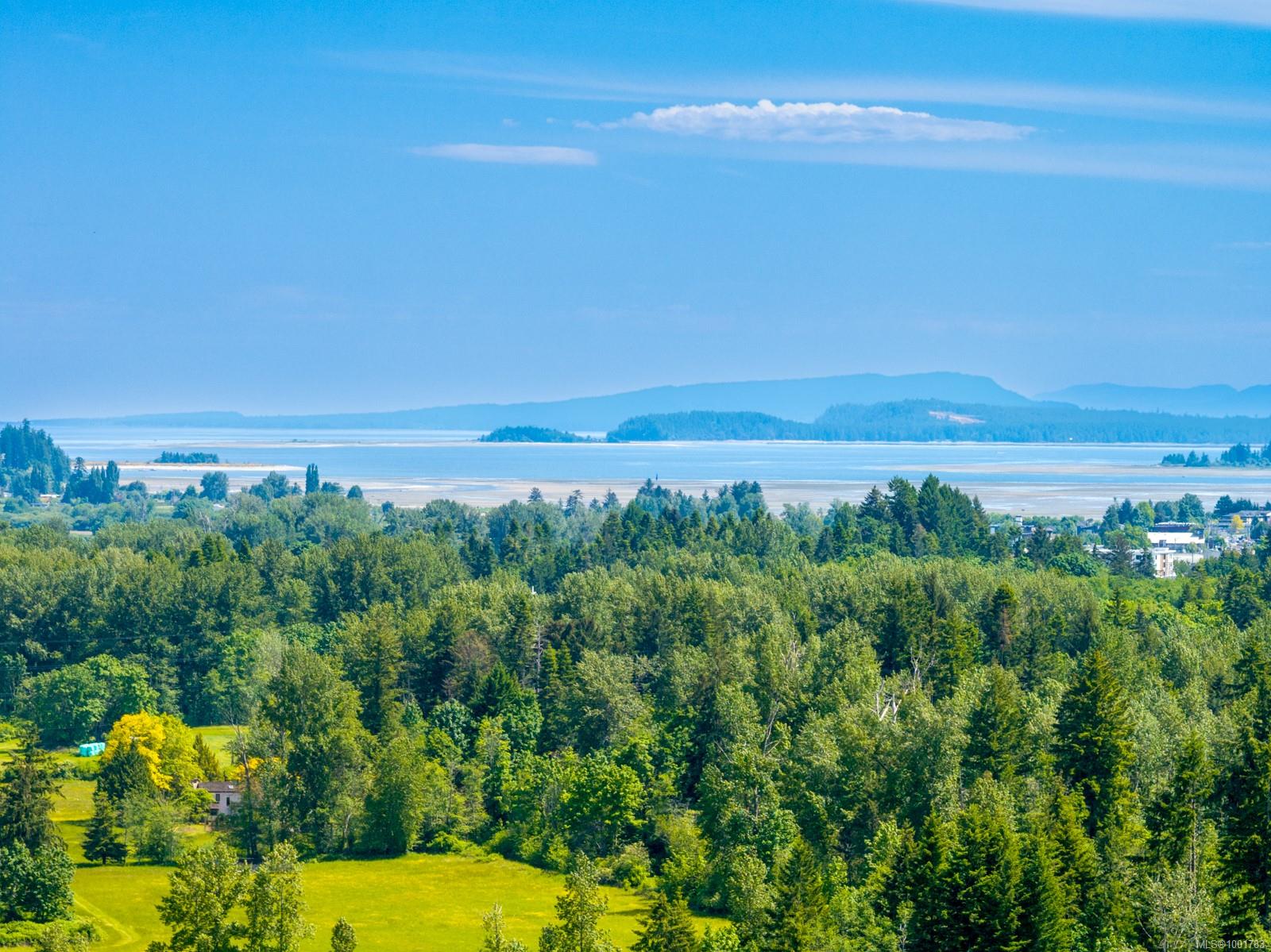 $1,100,000 - 3701 Piercy Rd<br>British Columbia, V9J 1R7