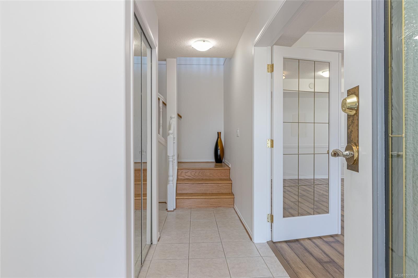 $1,195,000 - 6573 Pelican Way<br>British Columbia, V9V 1P9