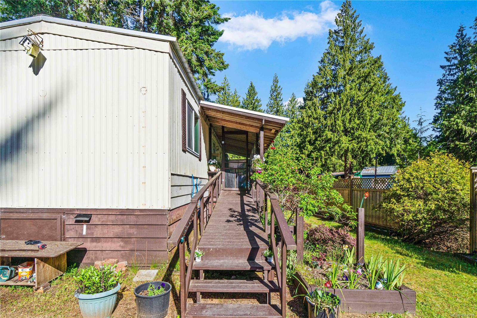 $274,000 - 3920 Island Hwy<br>British Columbia, V9K 2C2