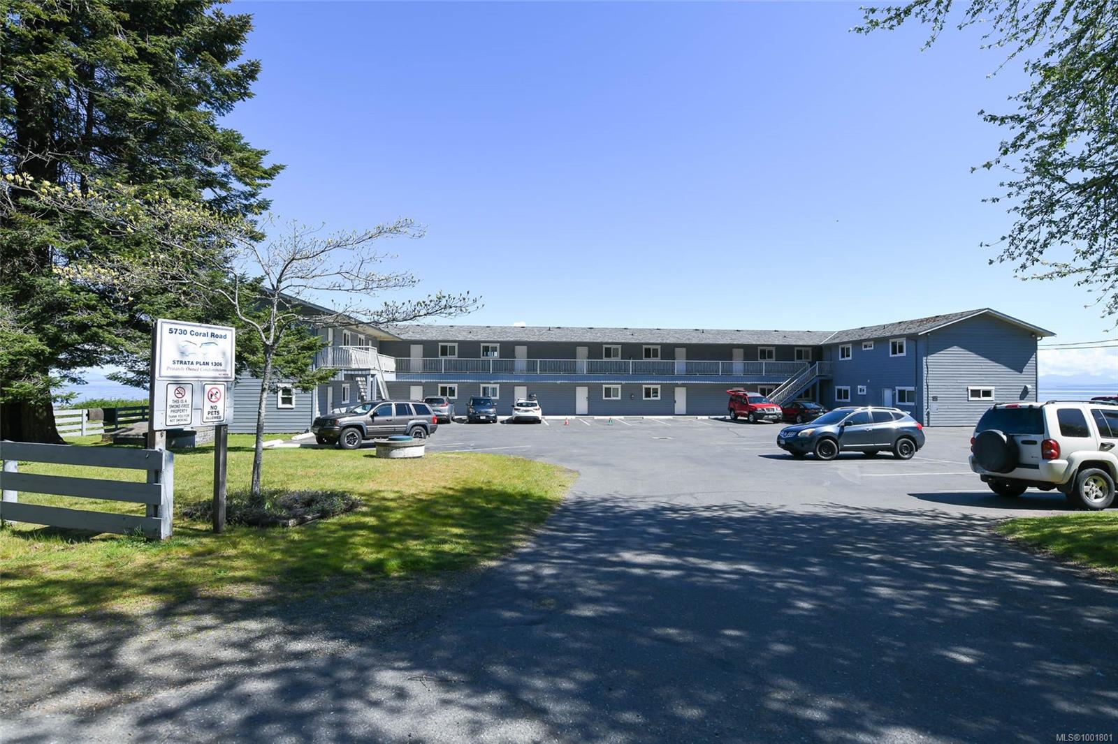 $369,900 - 5730 Coral Rd<br>British Columbia, V9J 1W9