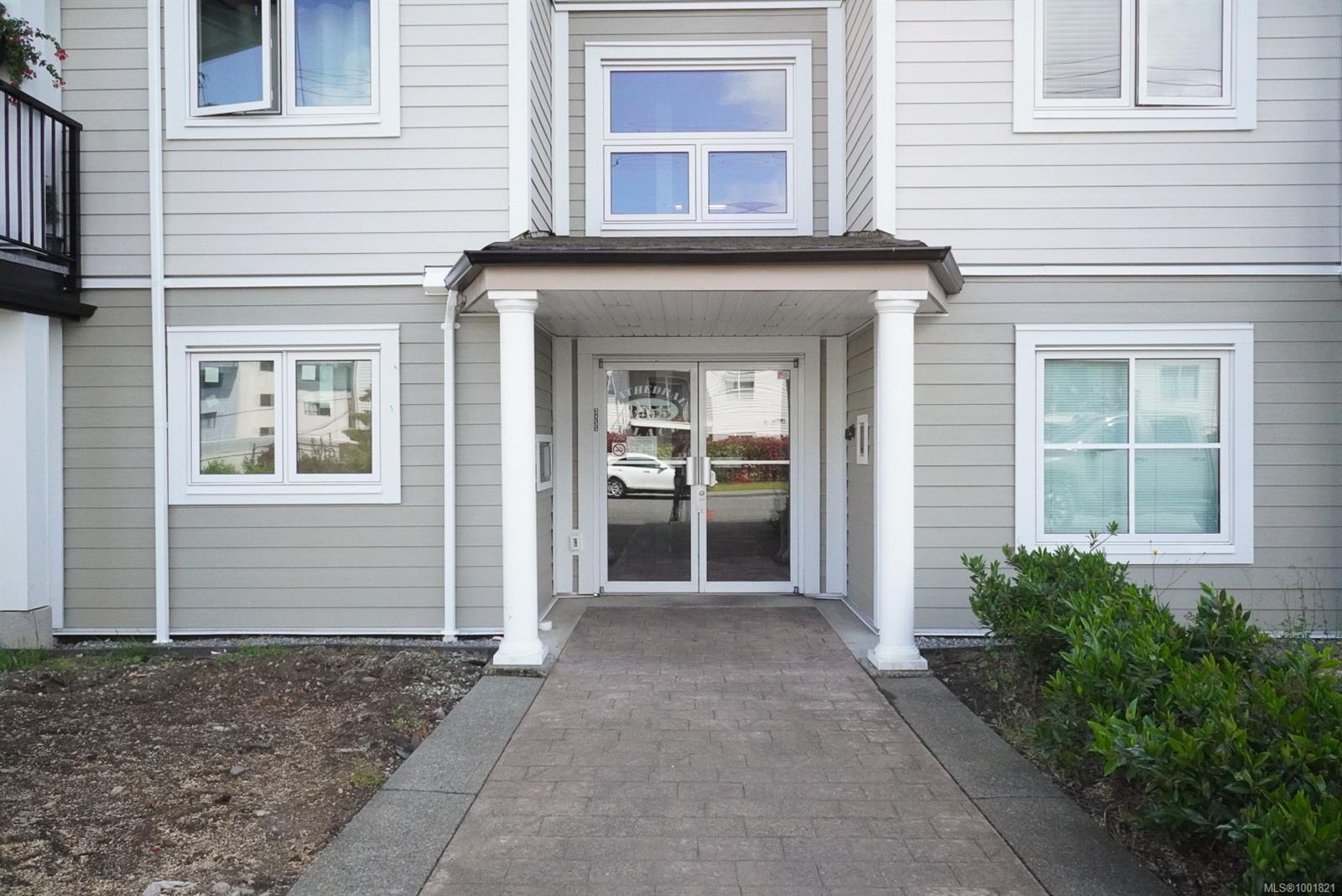 $219,900 - 3855 11th Ave<br>British Columbia, V9Y 4Z2