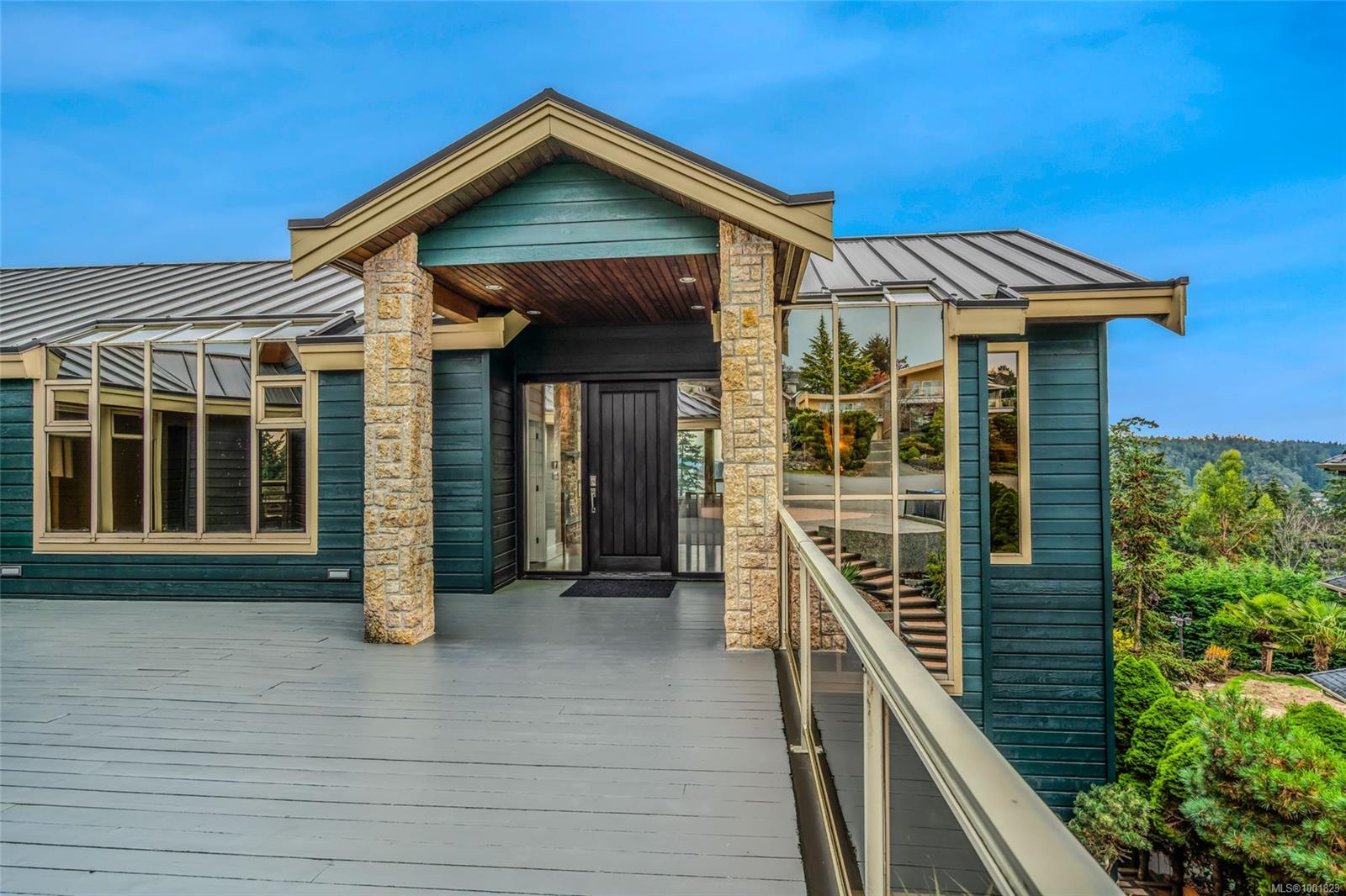 $1,499,000 - 3279 Shearwater Dr<br>British Columbia, V9T 6A1