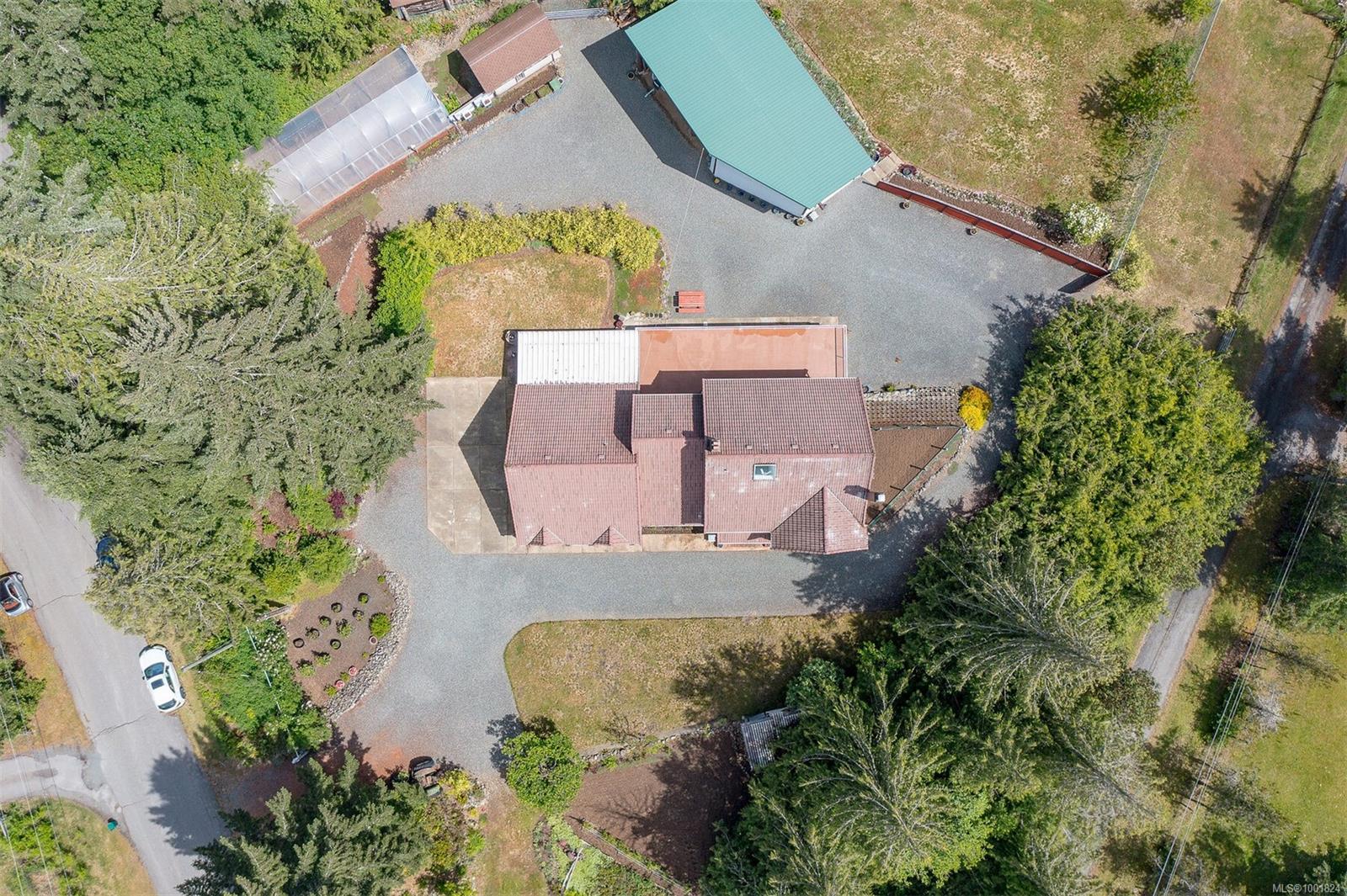 $1,999,000 - 1307 Sylvia Pl<br>British Columbia, V0R 1L6