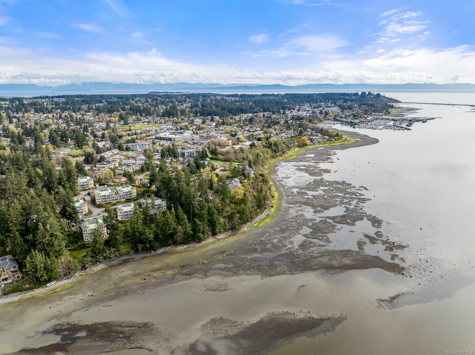 $505,000 - 2250 Manor Pl<br>British Columbia, V9M 1C5