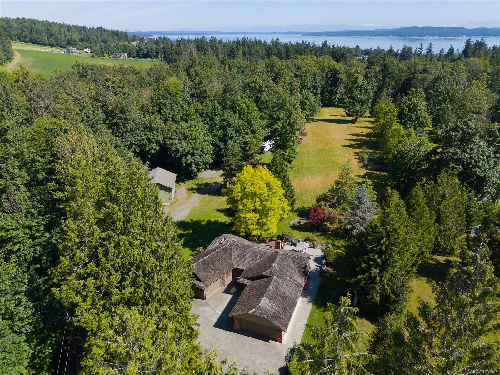 $2,700,000 - 3129 River Rd<br>British Columbia, V0R 1K3