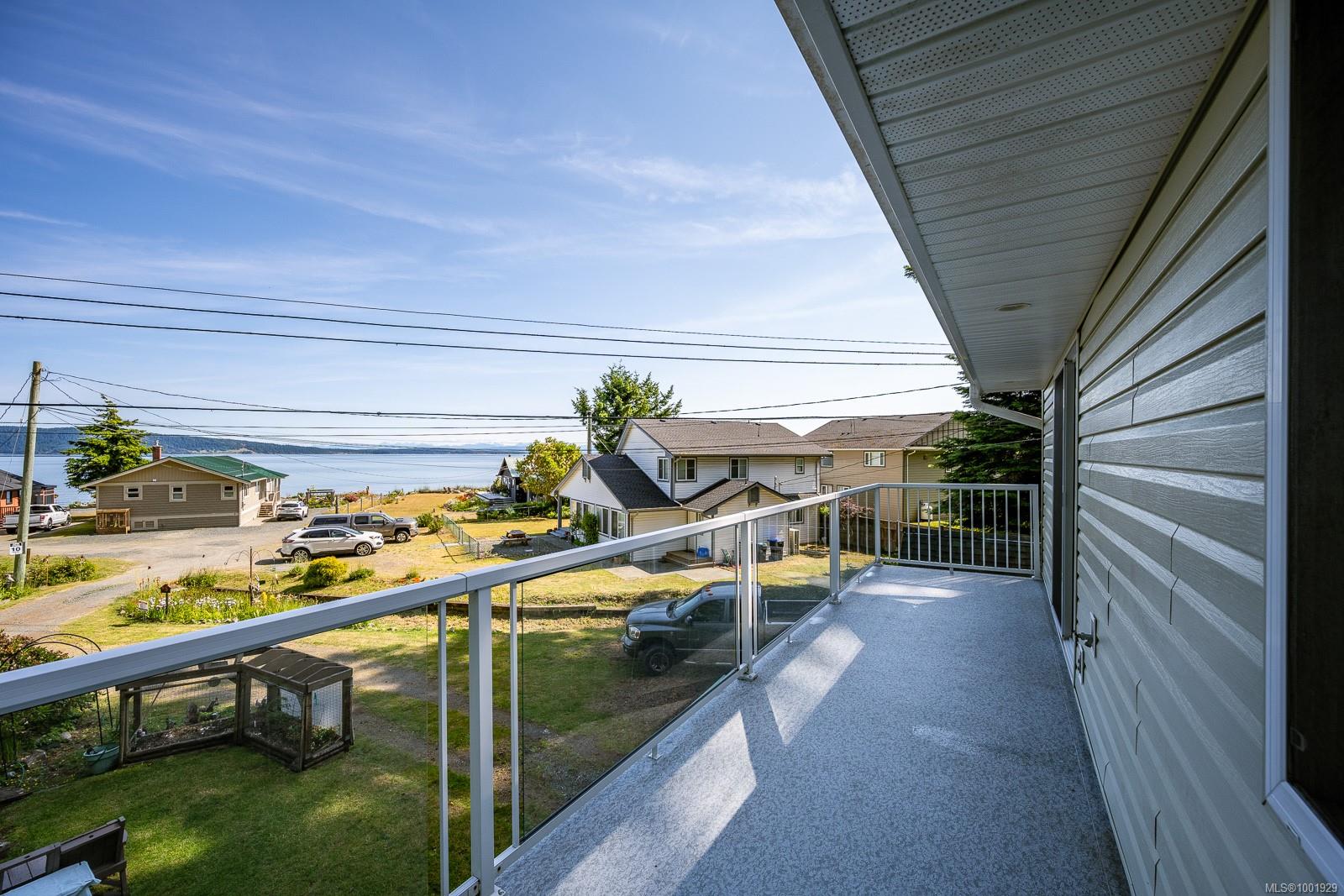 $795,000 - 6919 Island Hwy<br>British Columbia, V0R 1G0