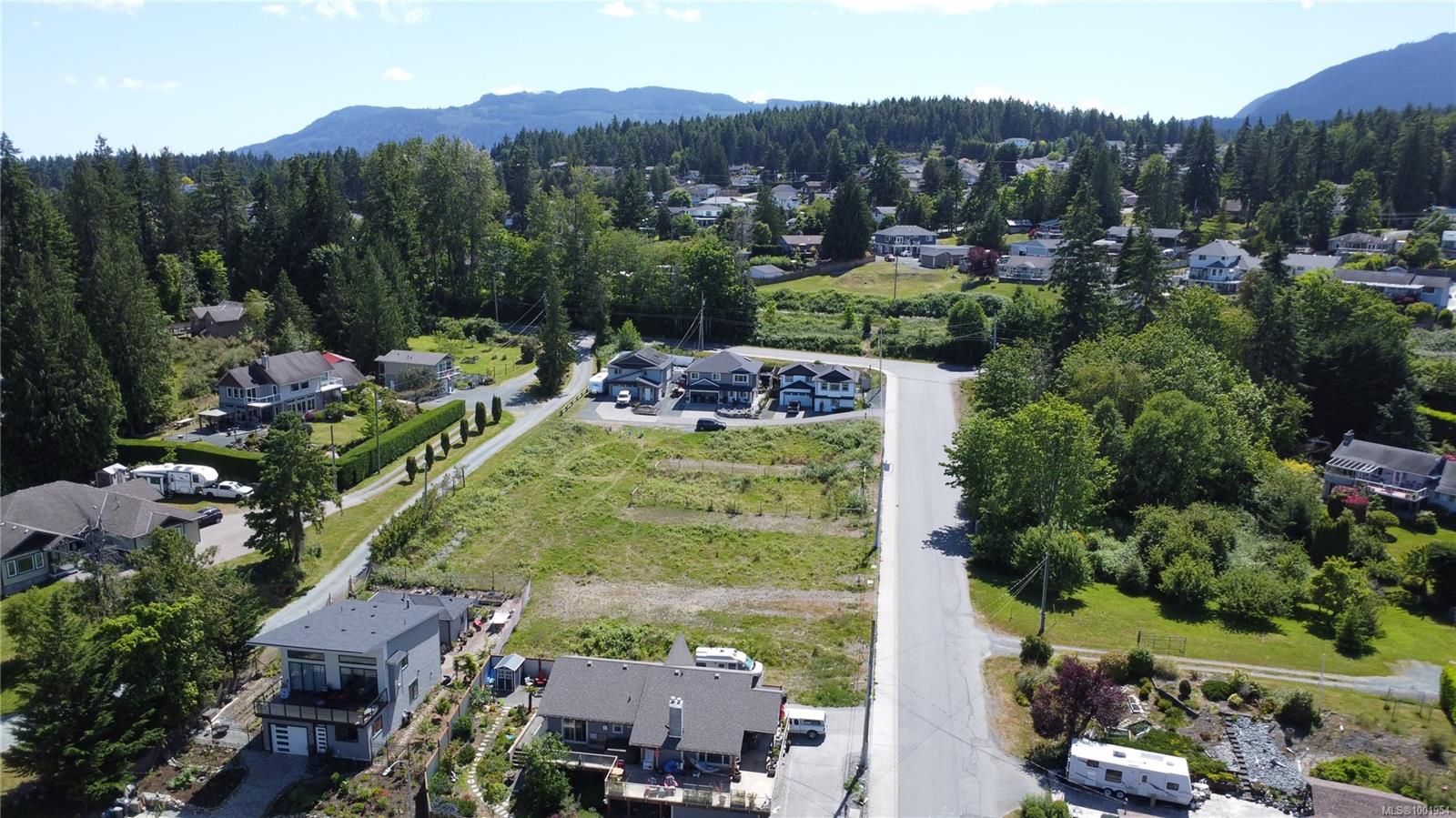 $355,000 - LOT 5 Malcolm Rd<br>British Columbia, V0R 1K2