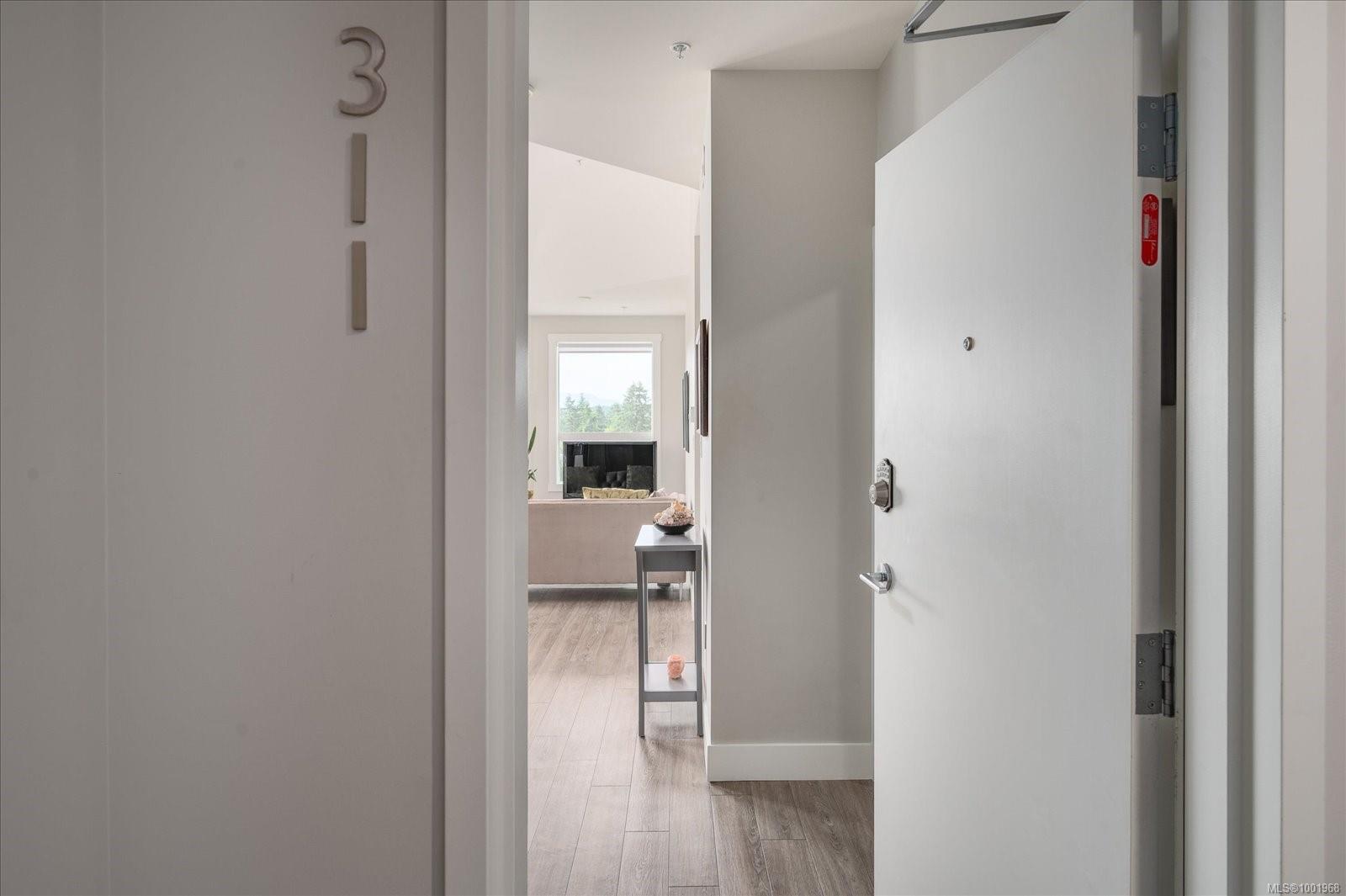 $499,000 - 525 Third St<br>British Columbia, V9R 1W7