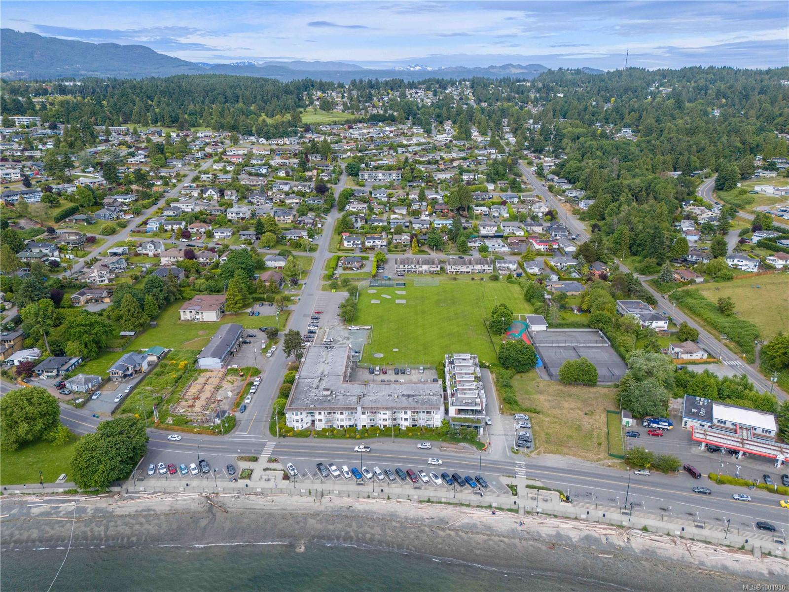 $364,900 - 2815 Departure Bay Rd<br>British Columbia, V9S 5P4