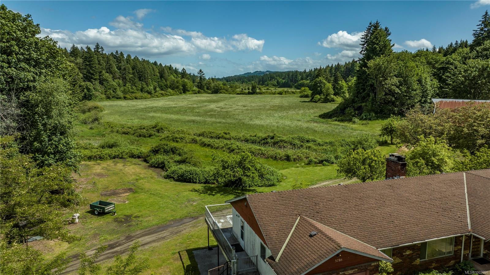 $2,049,900 - 3786 Jingle Pot Rd<br>British Columbia, V9T 5R1