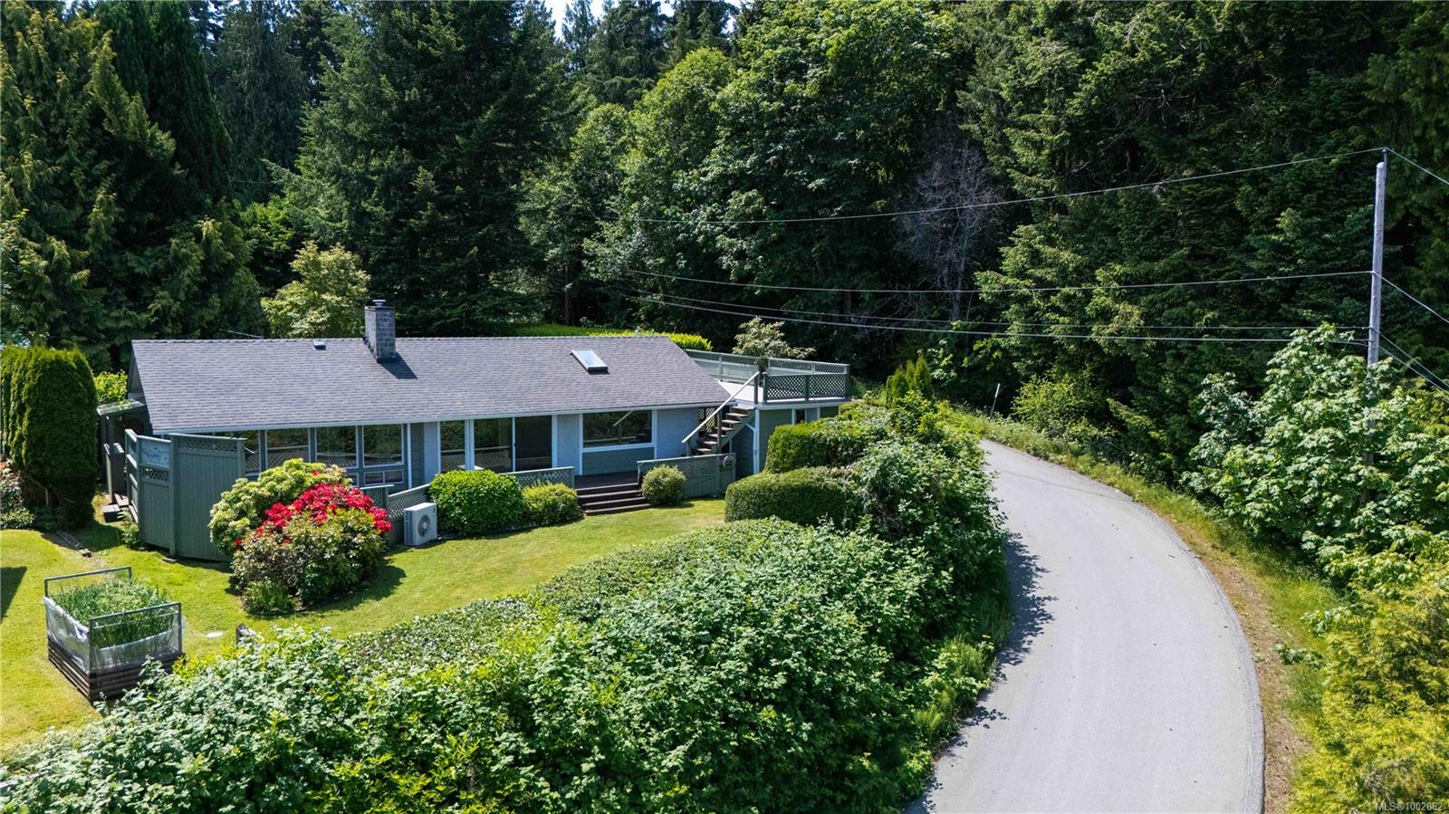 $895,000 - 5107 Seaview Dr<br>British Columbia, V0R 1G0