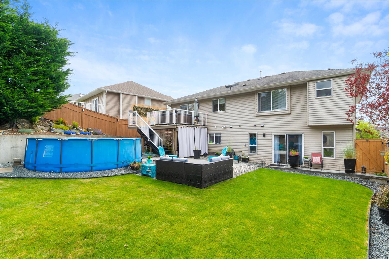 $999,000 - 2068 Mountain Vista Dr<br>British Columbia, V9T 6S4