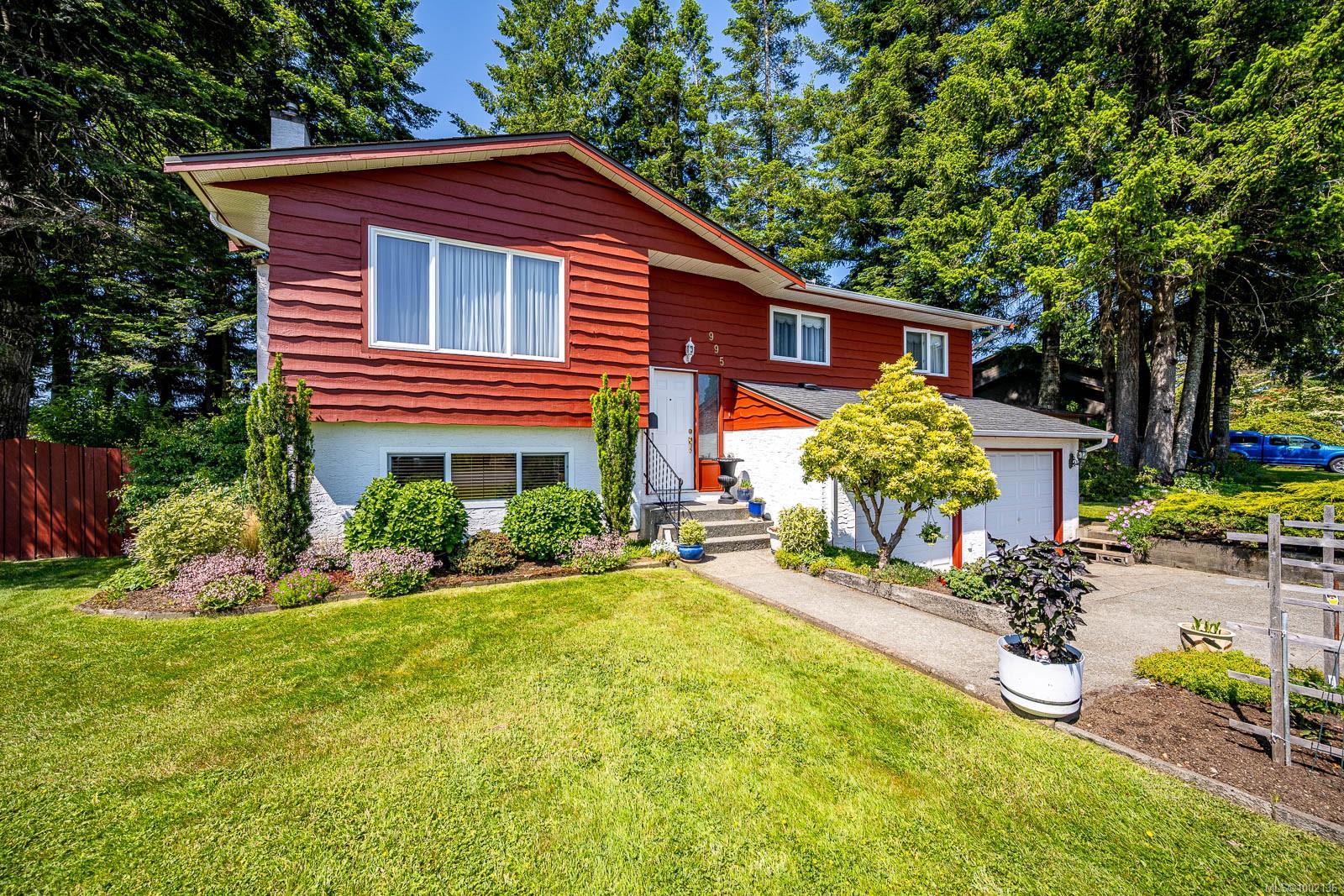 $949,000 - 995 Mantle Dr<br>British Columbia, V9N 7H3
