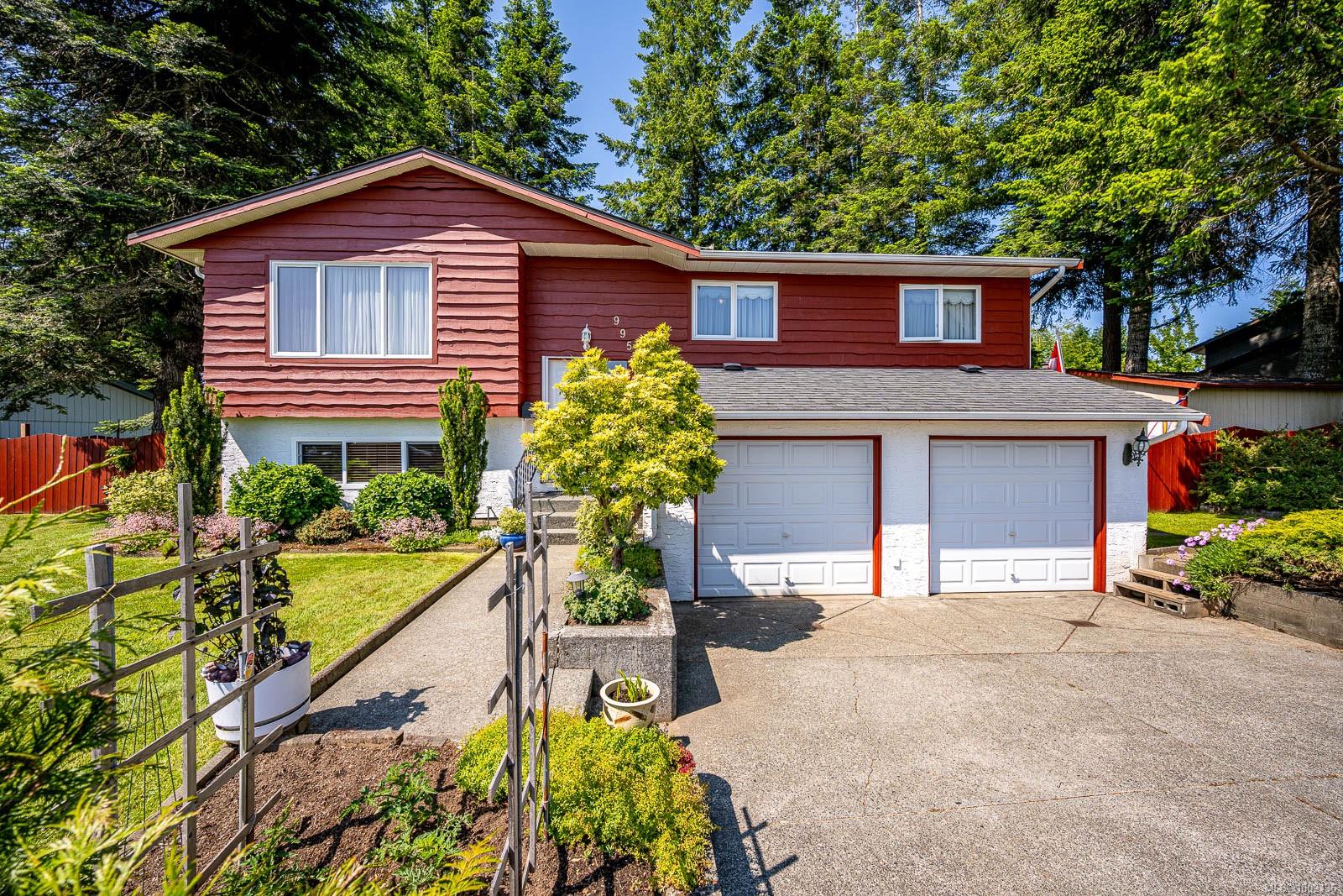 $949,000 - 995 Mantle Dr<br>British Columbia, V9N 7H3