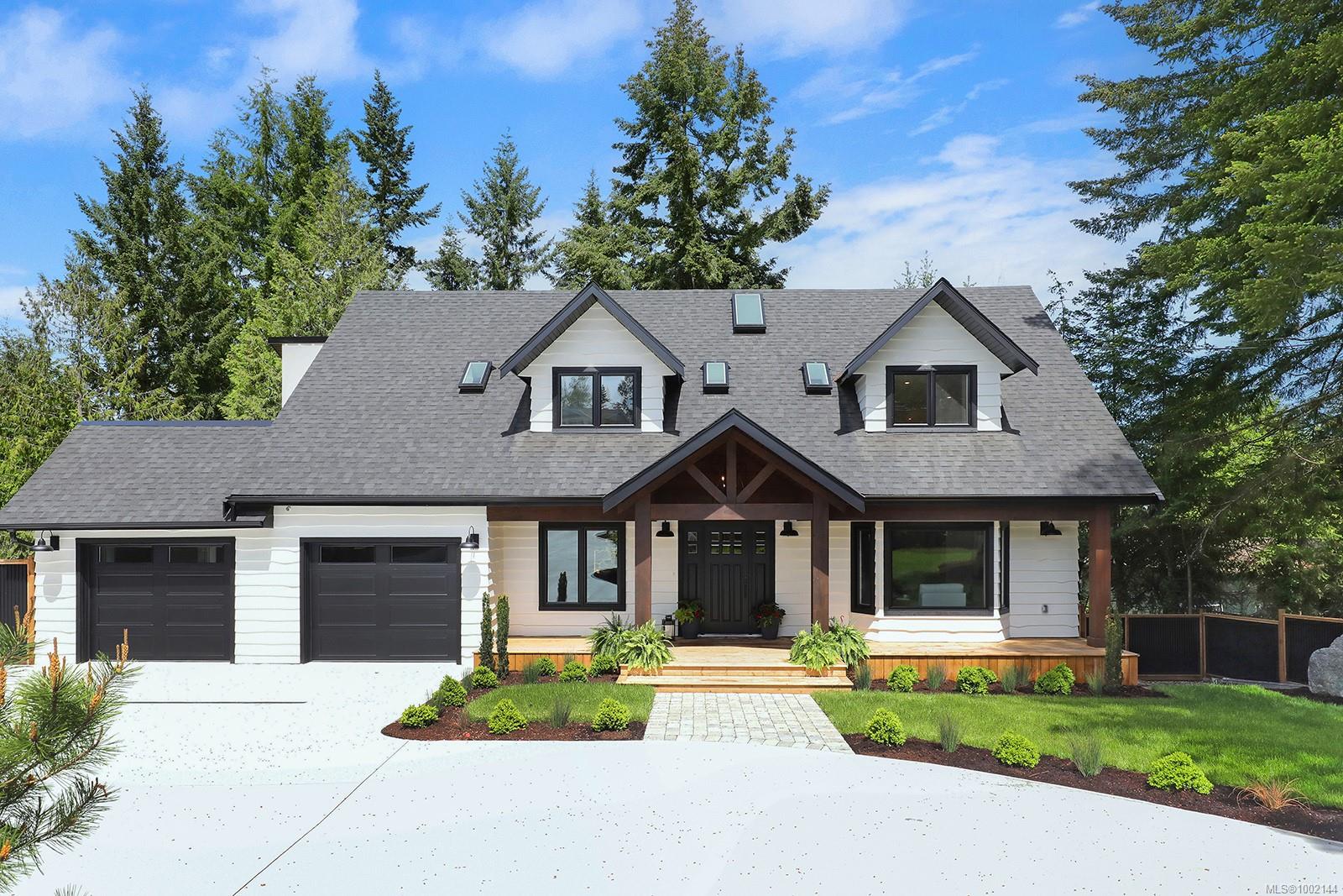 $2,249,000 - 177 Sunningdale Rd<br>British Columbia, V9K 1L1
