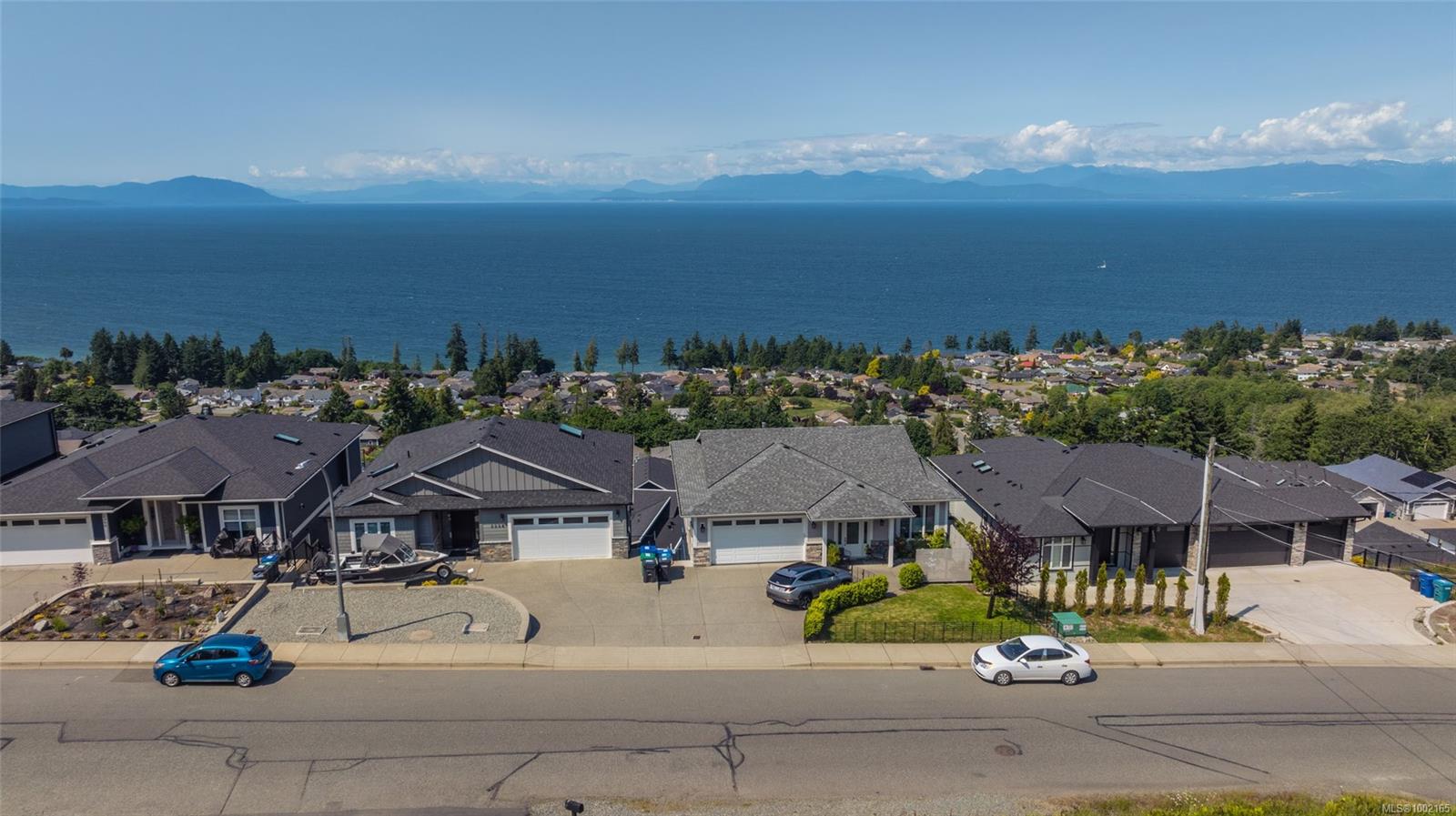 $1,399,900 - 5343 Dewar Rd<br>British Columbia, V9T 5G1