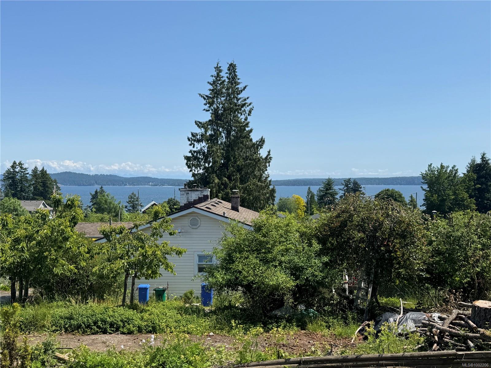 $689,000 - 3456 Seacloud Rd<br>British Columbia, V0R 1K2