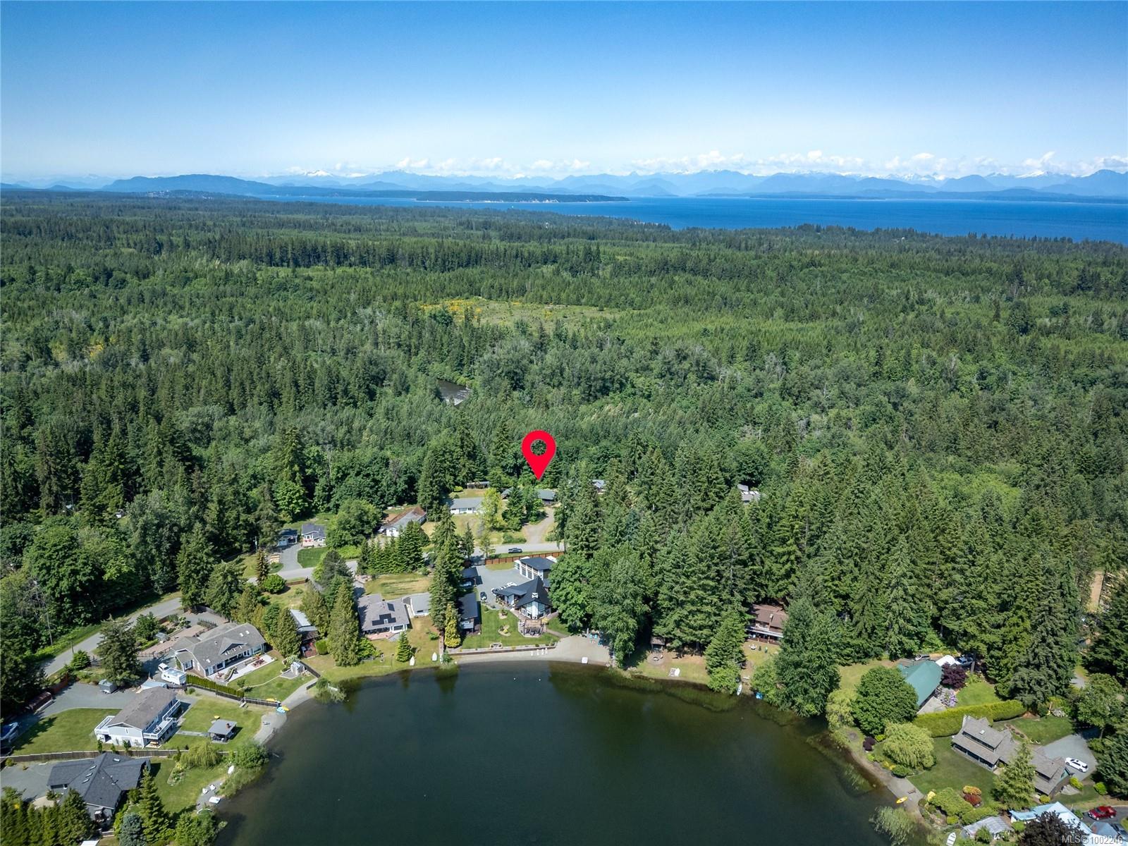 $699,000 - 9437 Martin Park Dr<br>British Columbia, V9J 1C3